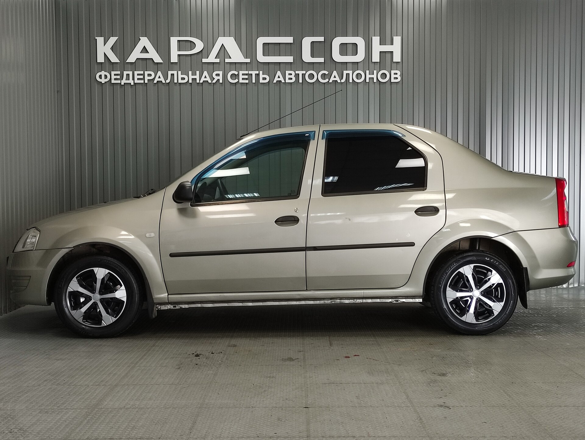 Renault Logan, I Рестайлинг 2011