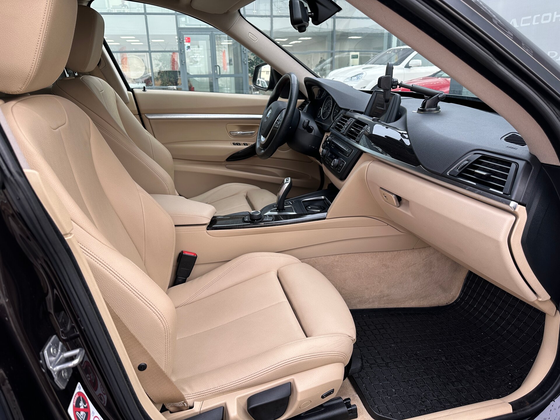 BMW 3 серии, VI (F3x) Рестайлинг 2016