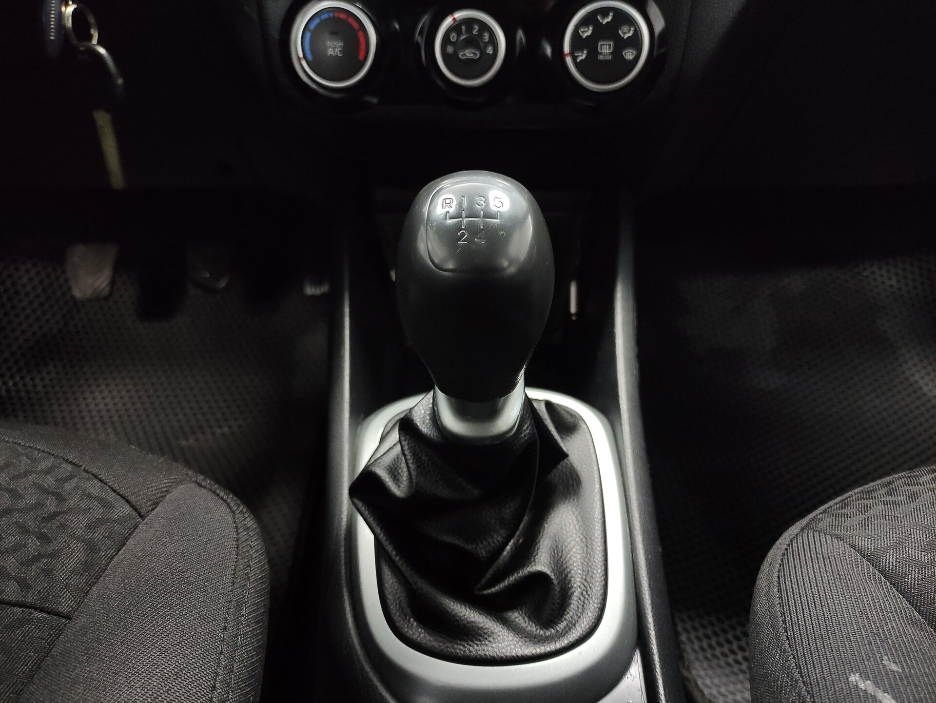 Kia Rio, III Рестайлинг 2017