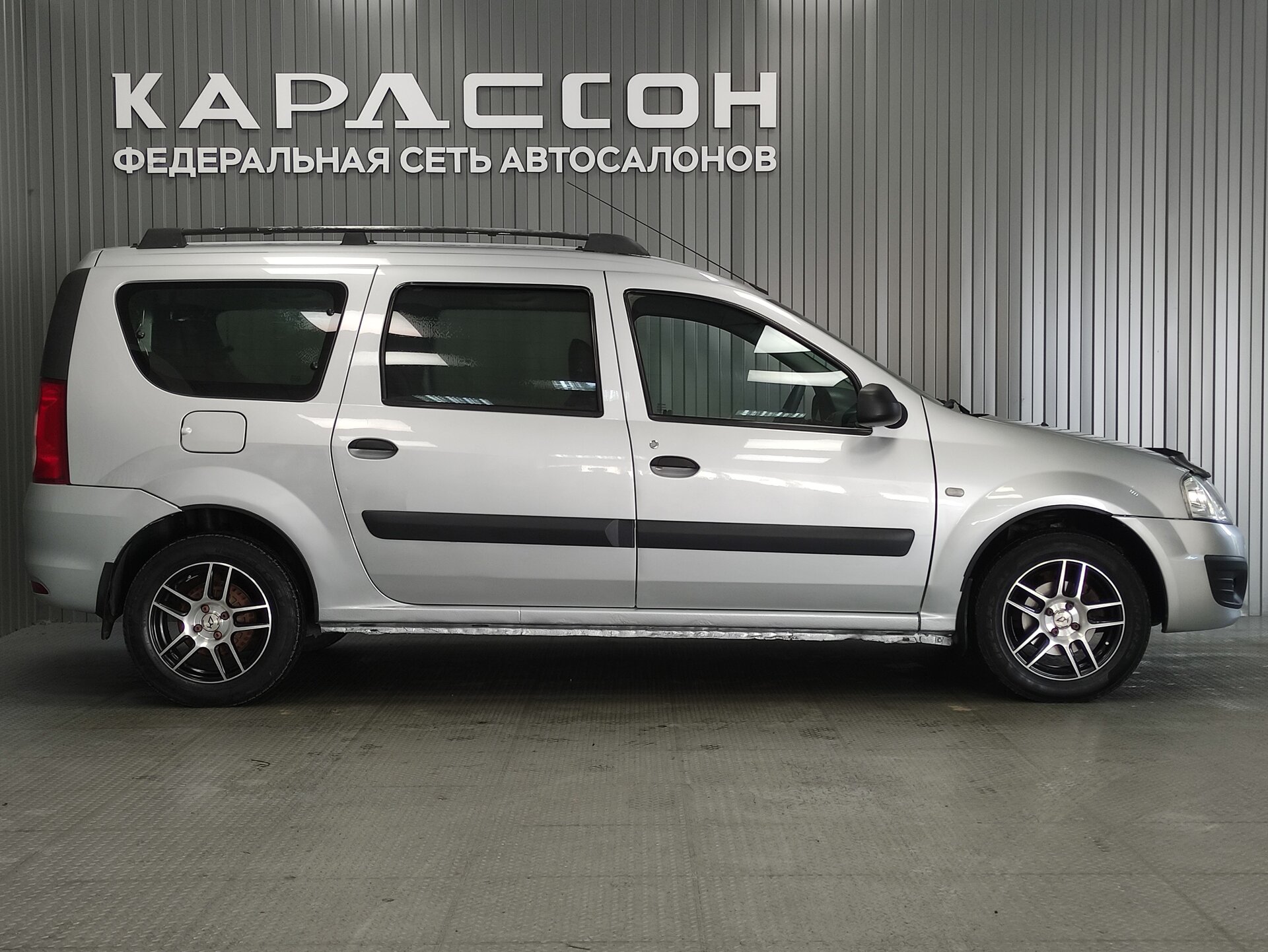 Lada (ВАЗ) Largus, I 2014