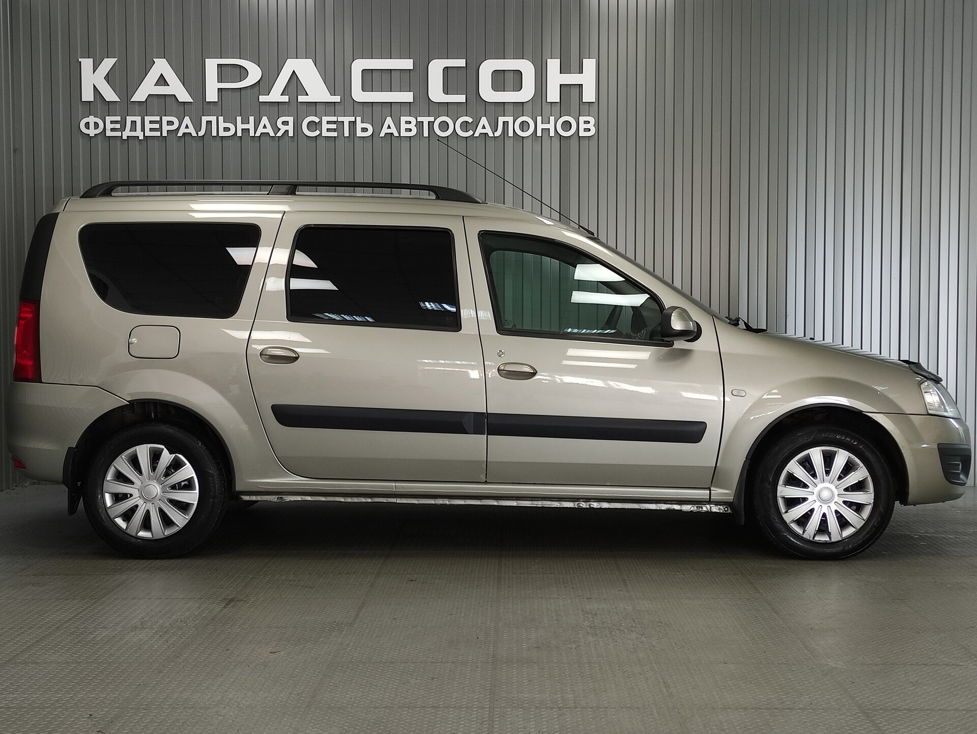 Lada (ВАЗ) Largus, I 2014