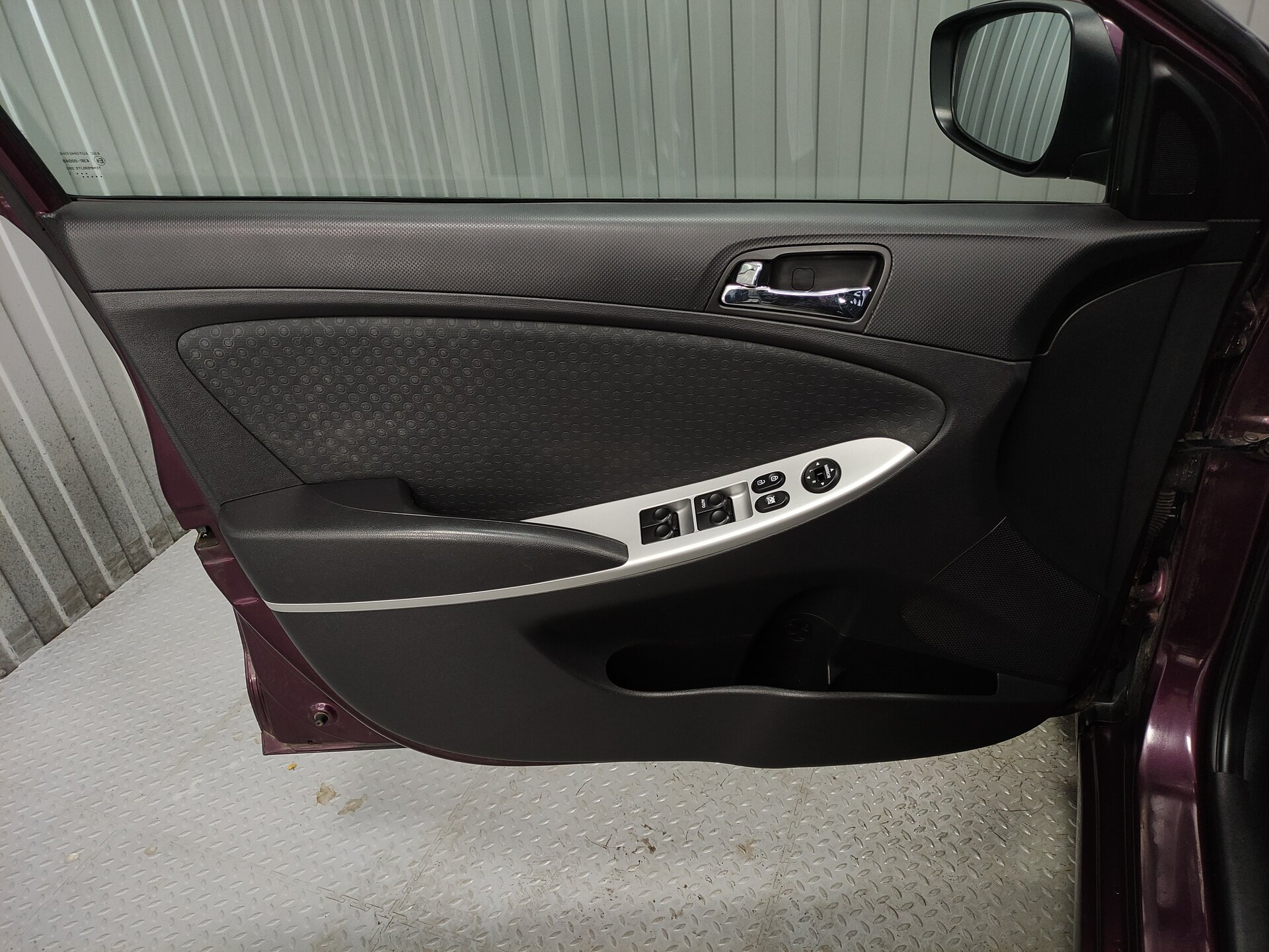 Hyundai Solaris, I 2012