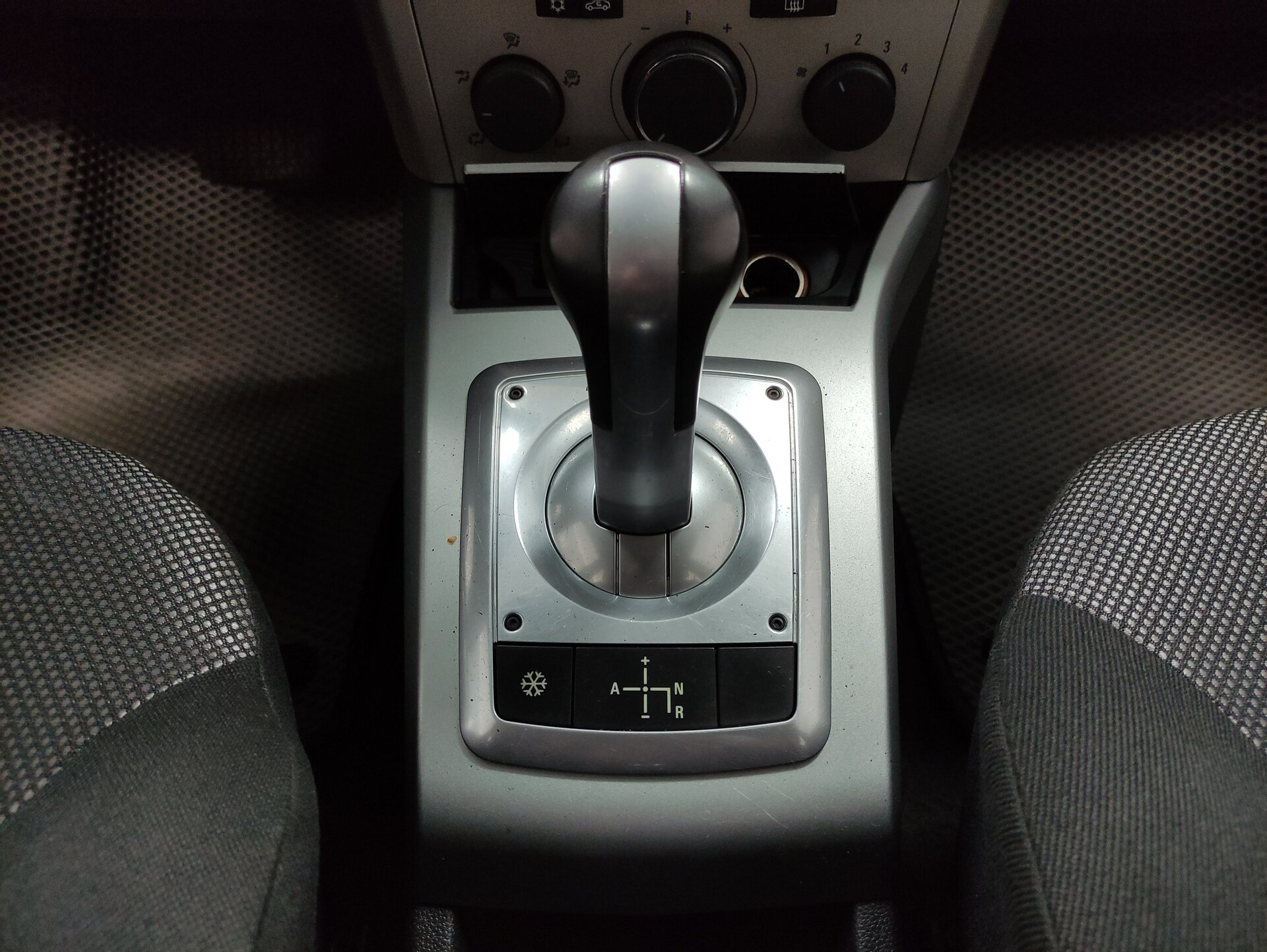 Opel Astra, H Рестайлинг 2011