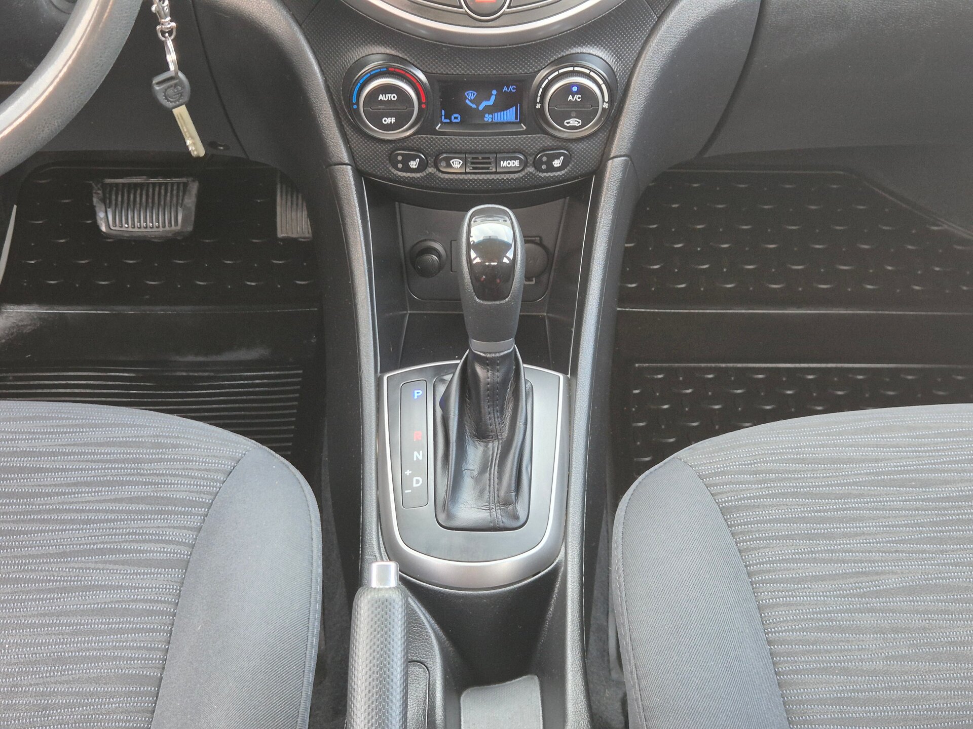 Hyundai Solaris, I Рестайлинг 2016