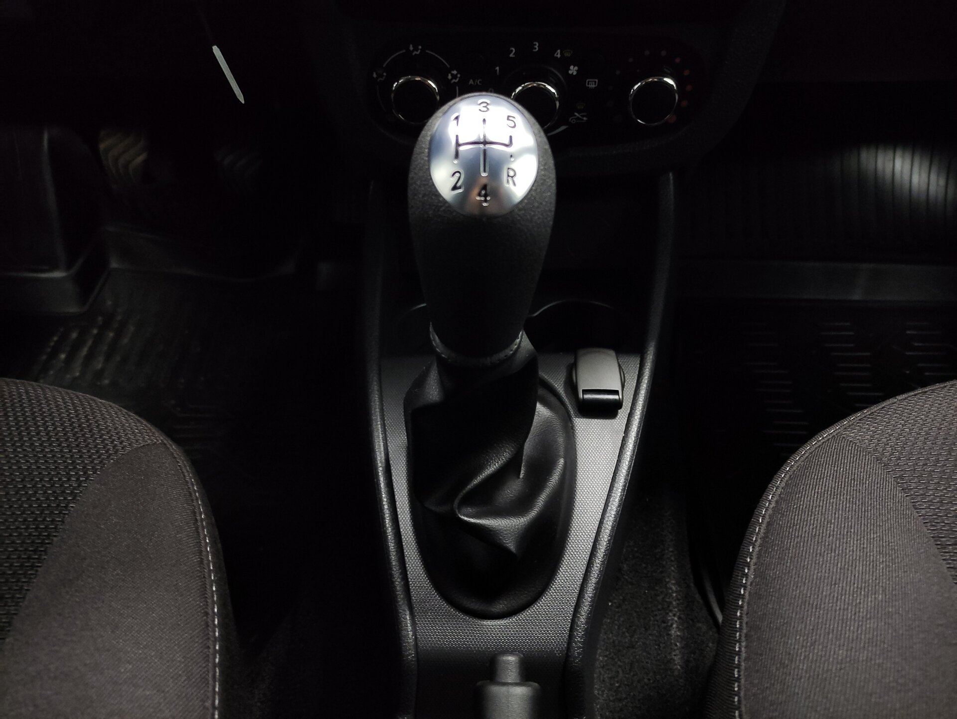 Lada (ВАЗ) Largus, I Рестайлинг 2026