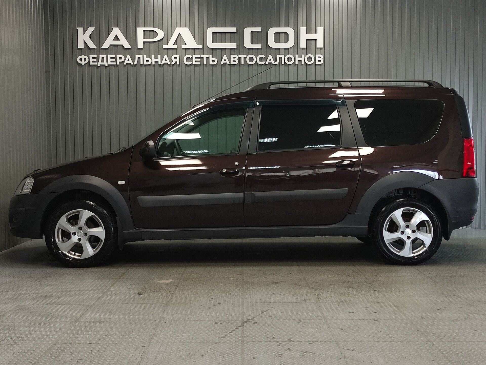 Lada (ВАЗ) Largus, I 2017