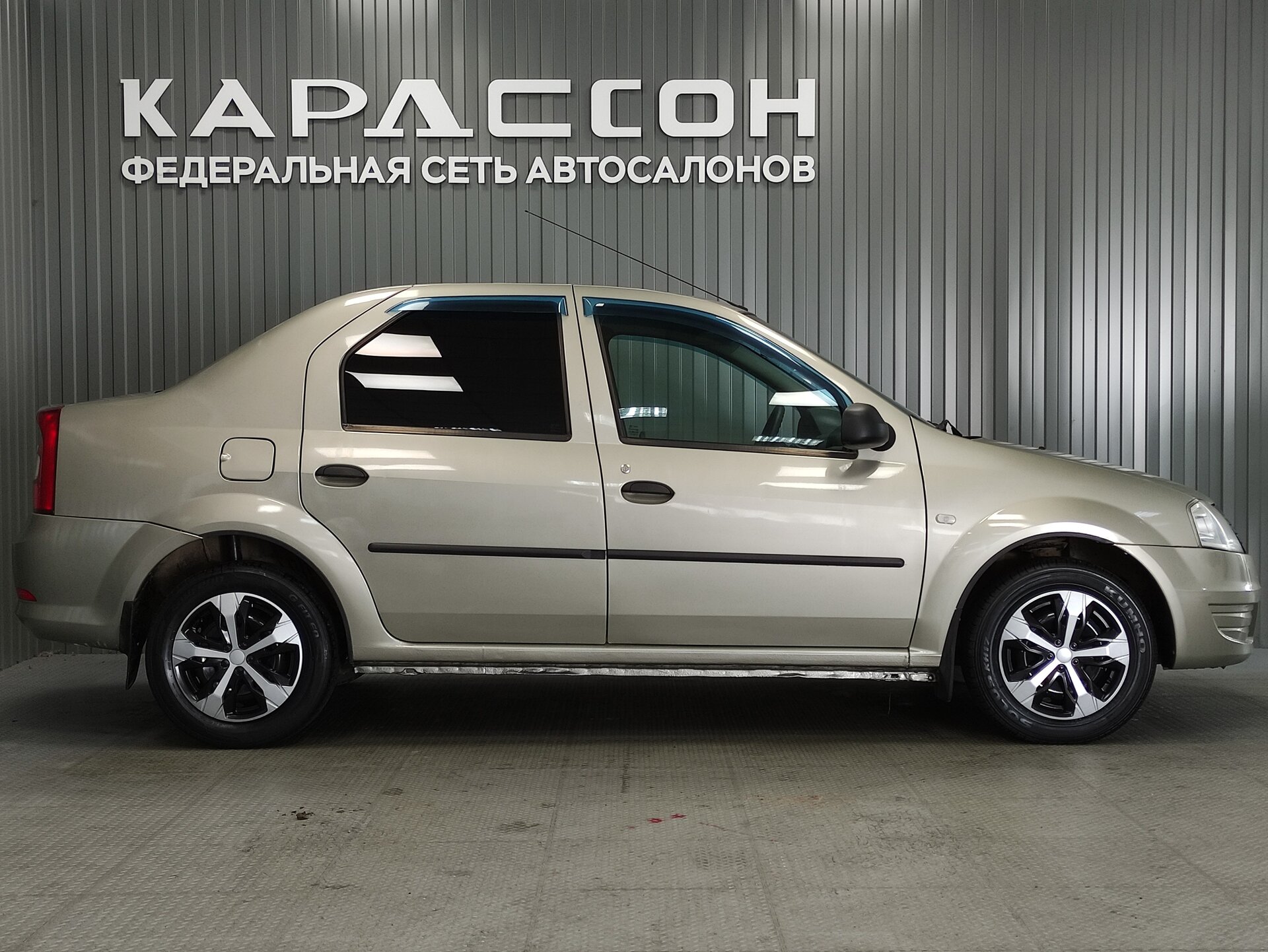Renault Logan, I Рестайлинг 2011