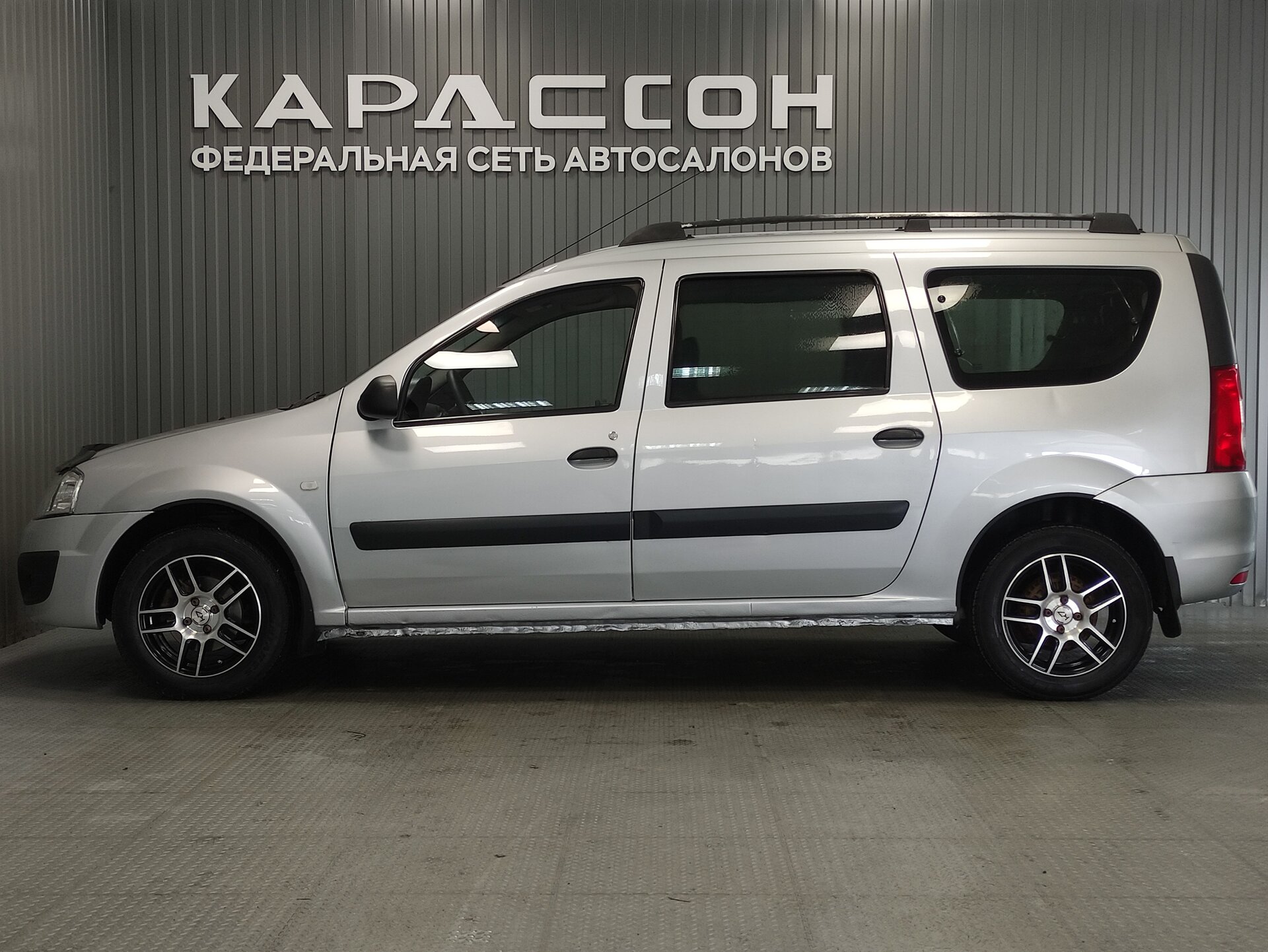 Lada (ВАЗ) Largus, I 2014