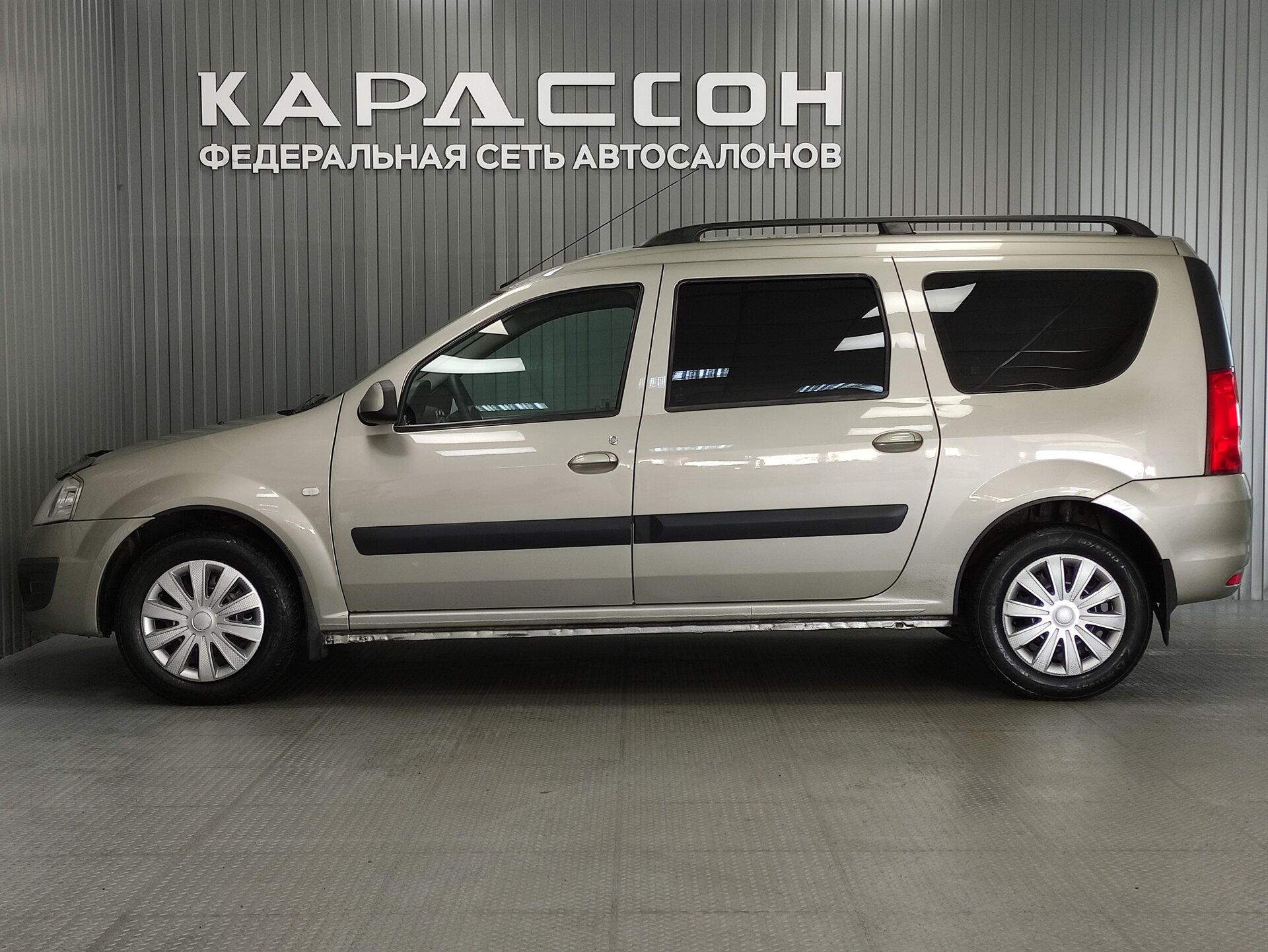 Lada (ВАЗ) Largus, I 2014