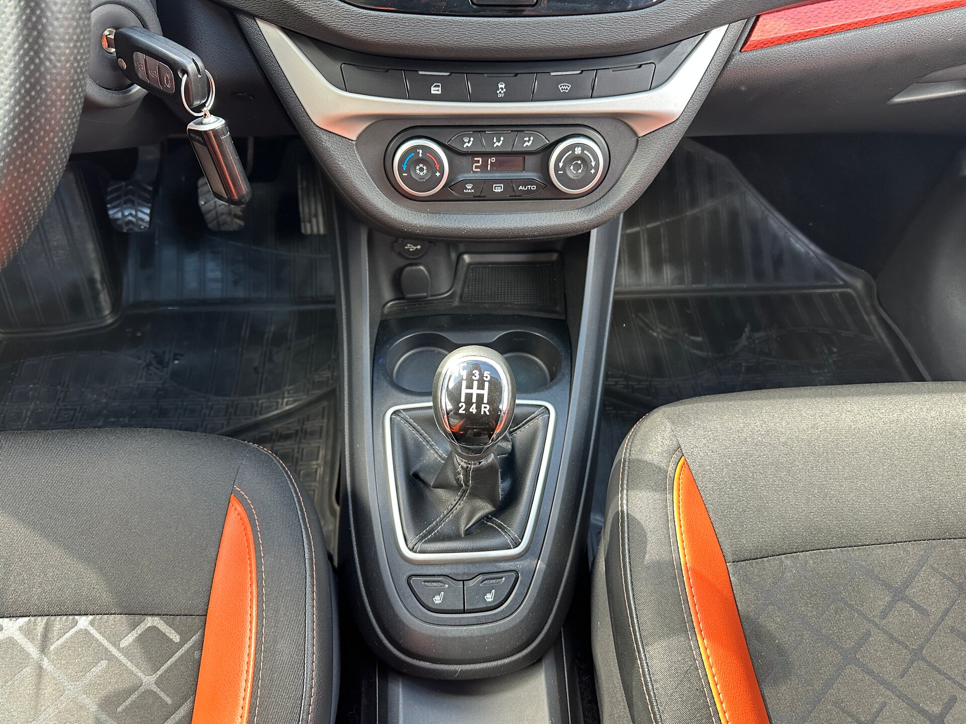 Lada (ВАЗ) Vesta, I 2017