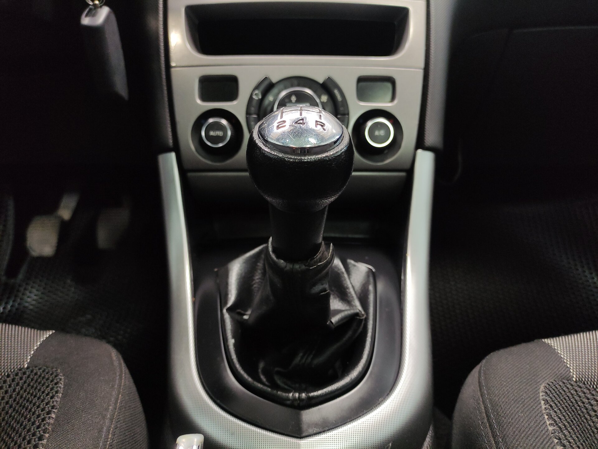 Peugeot 308, I 2009