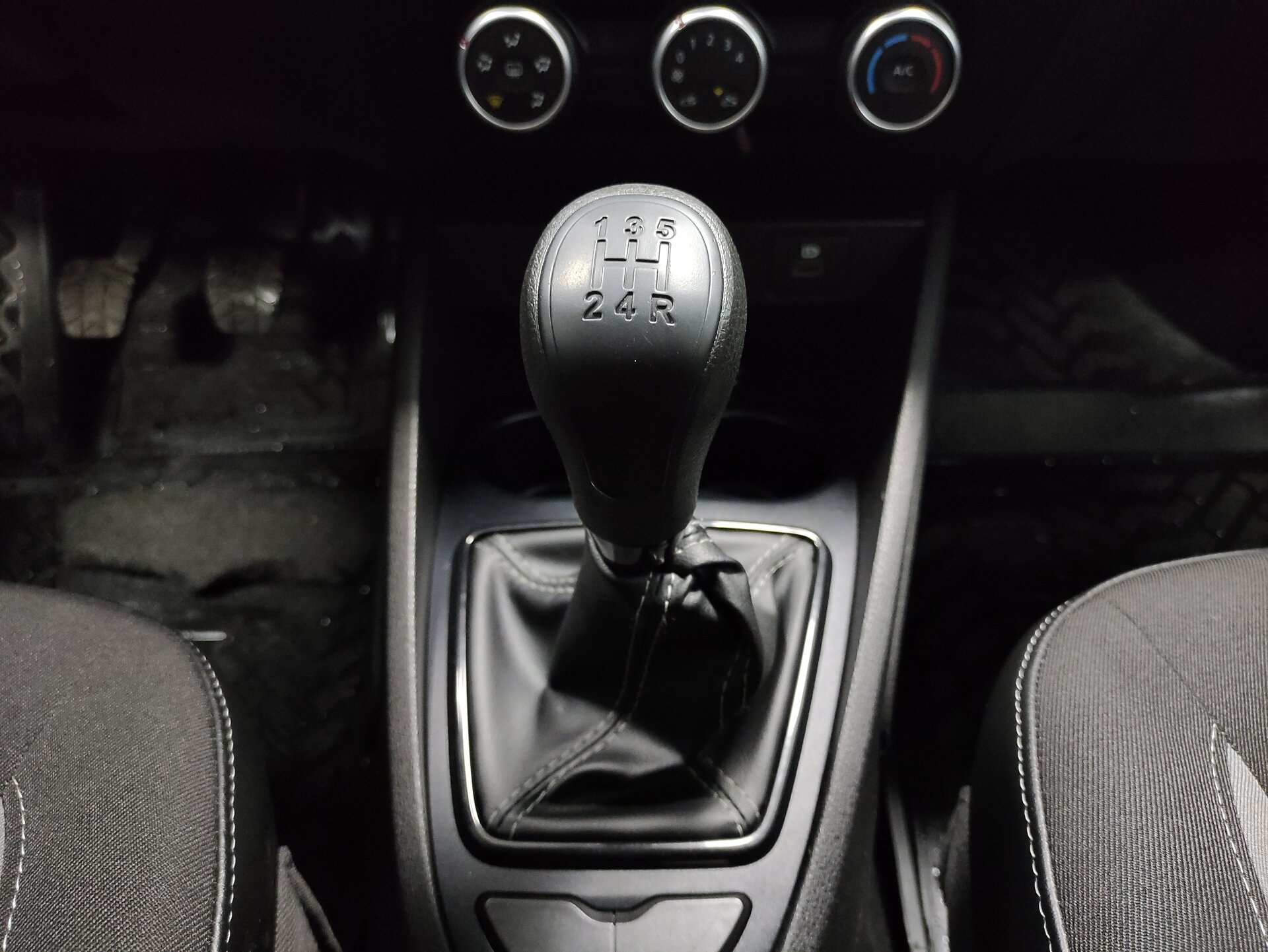 Lada (ВАЗ) Vesta, I Рестайлинг (NG) 2023