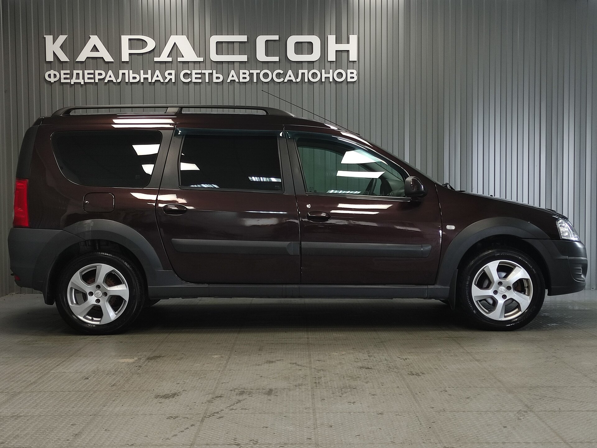 Lada (ВАЗ) Largus, I 2017