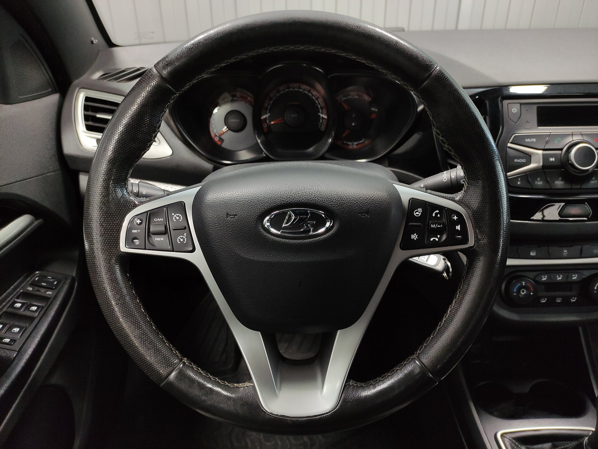 Lada (ВАЗ) Vesta, I 2020