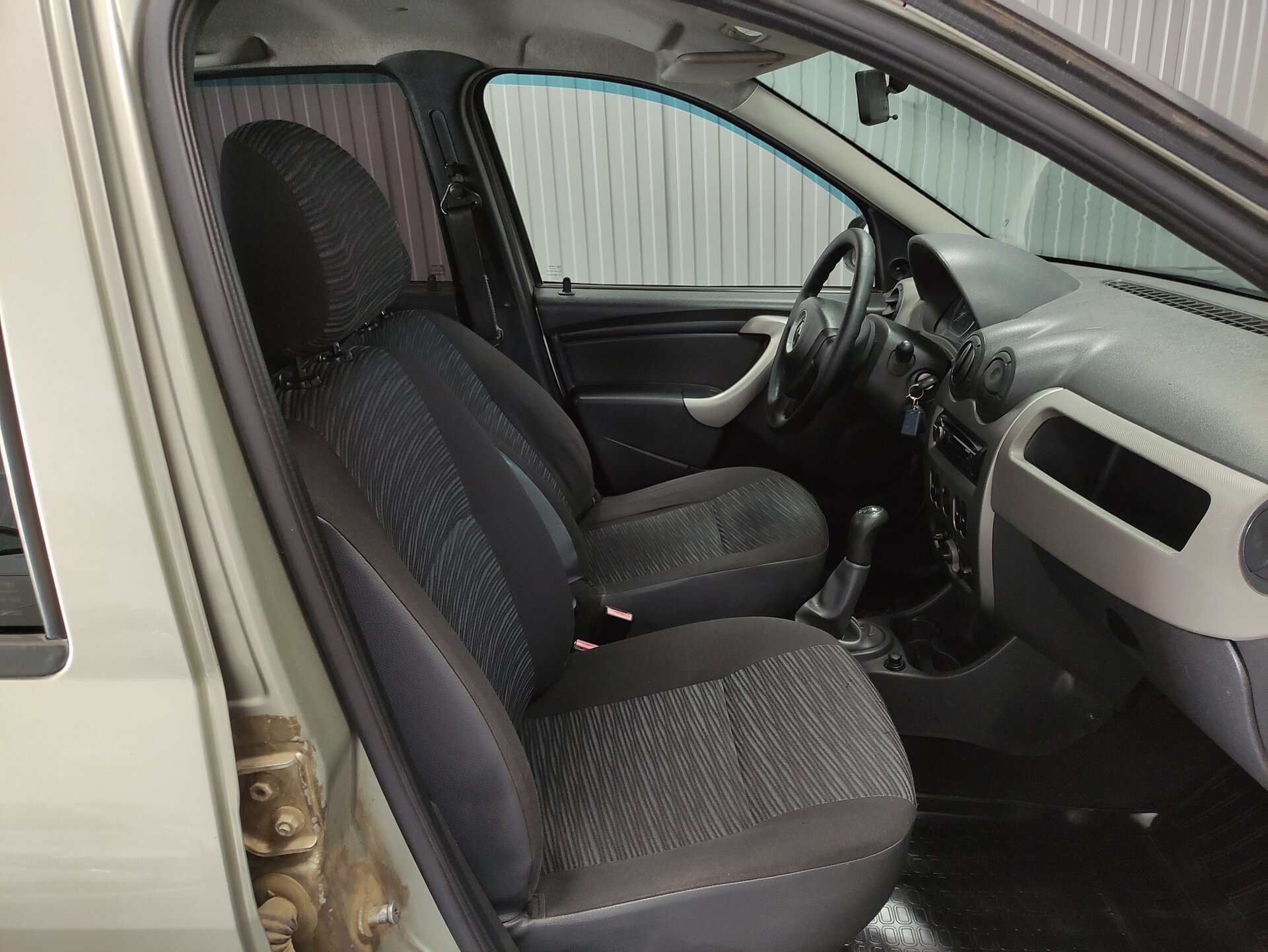 Renault Logan, I Рестайлинг 2011