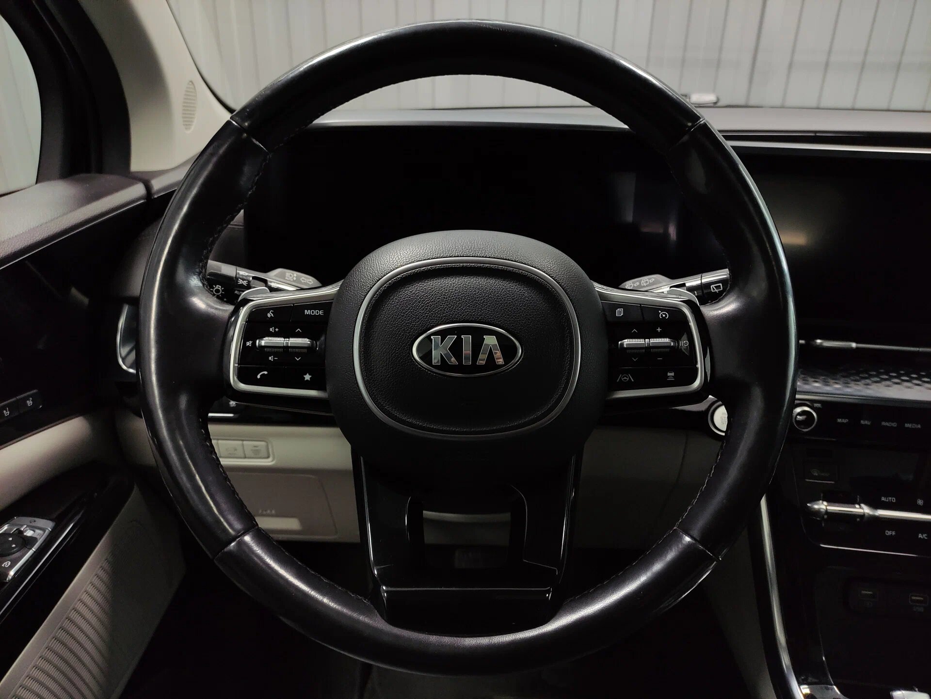 Kia Carnival, IV 2021