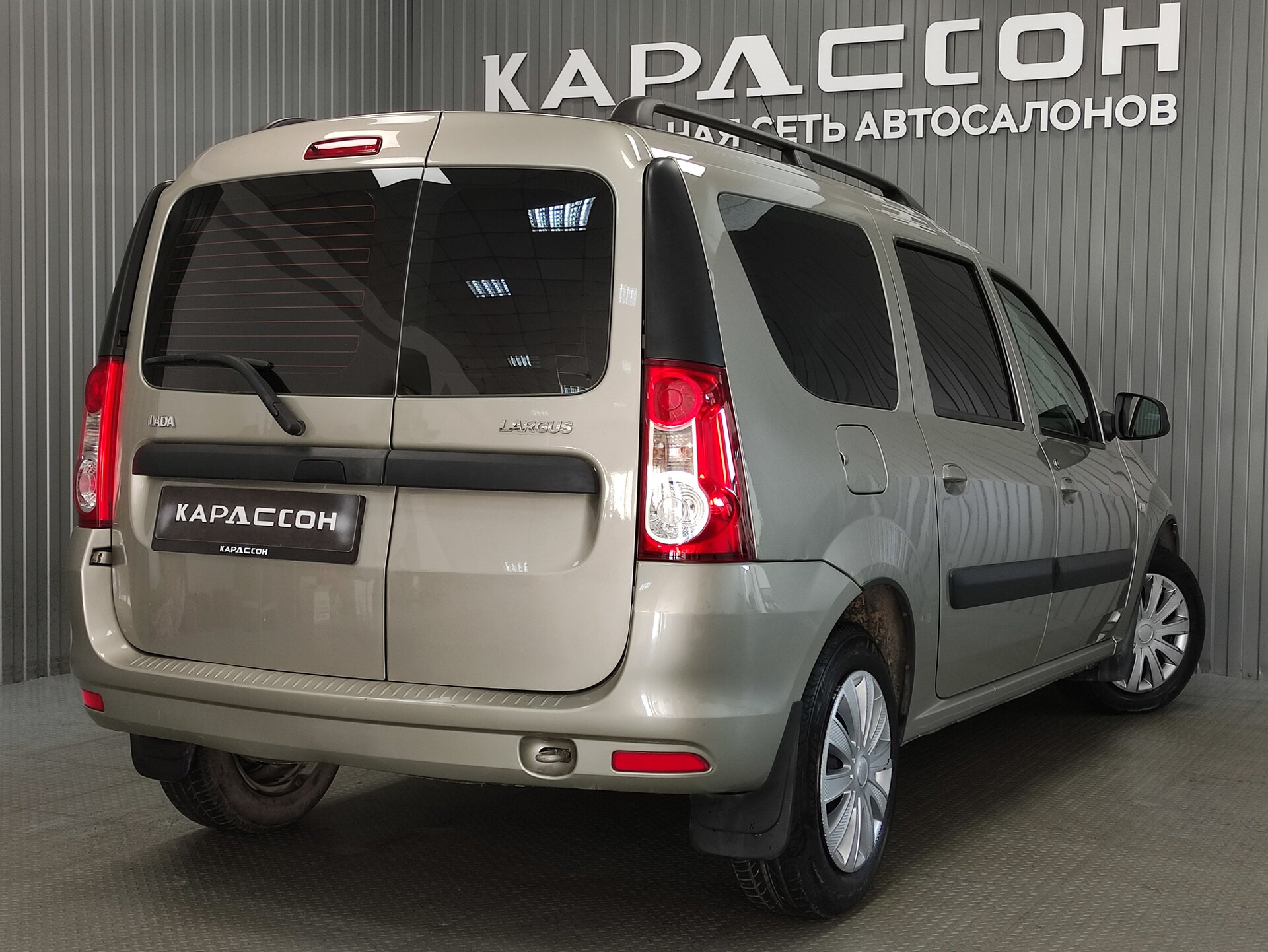 Lada (ВАЗ) Largus, I 2014