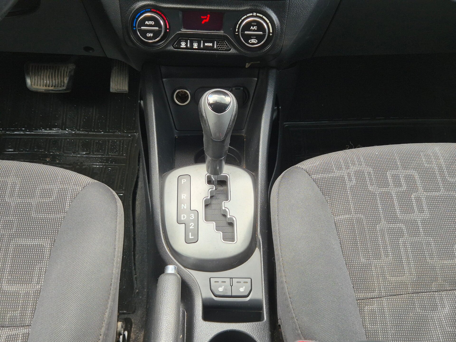 Kia Rio, III 2012