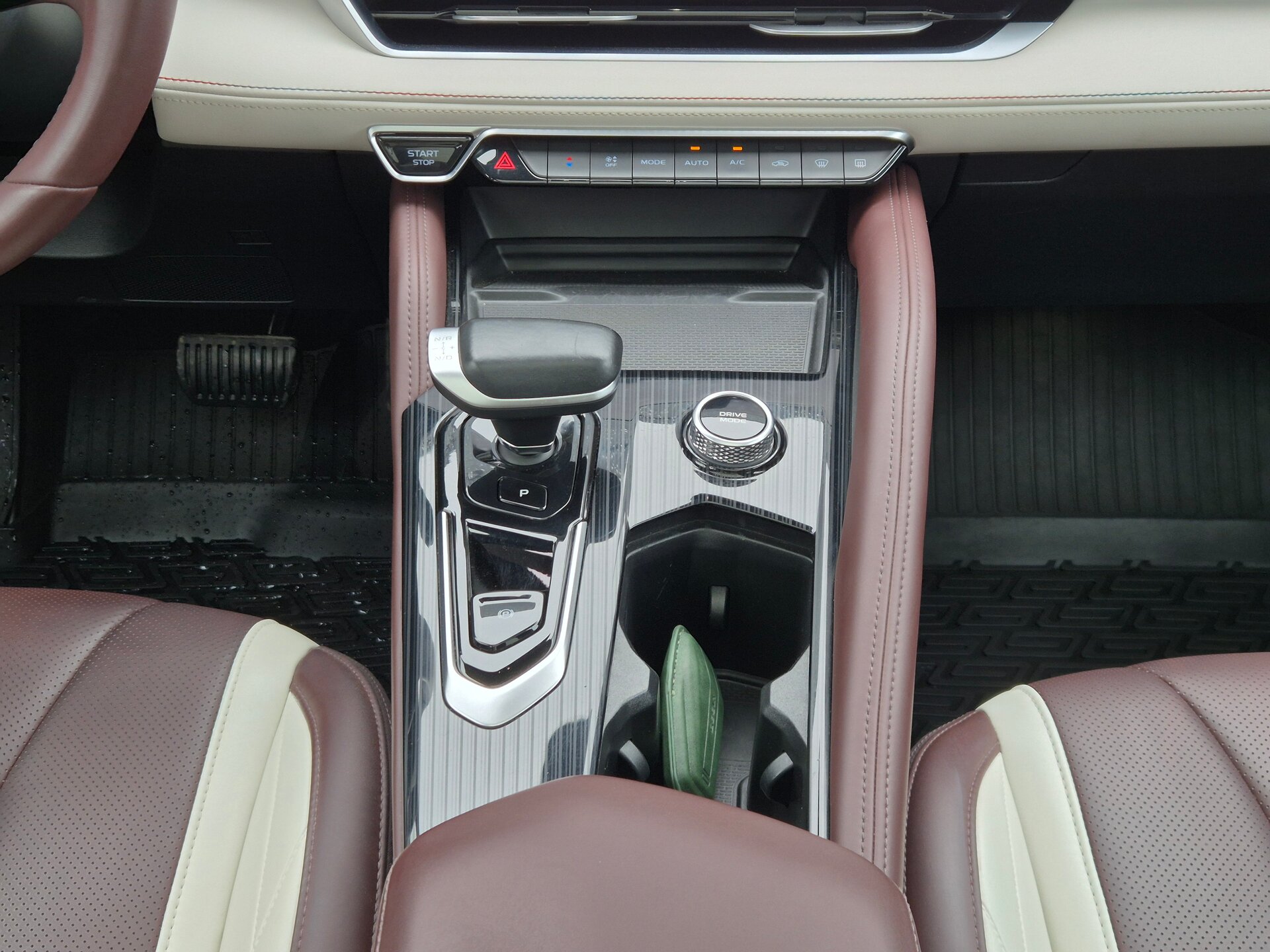 Geely Monjaro, I 2023 Geely Monjaro, I 2023