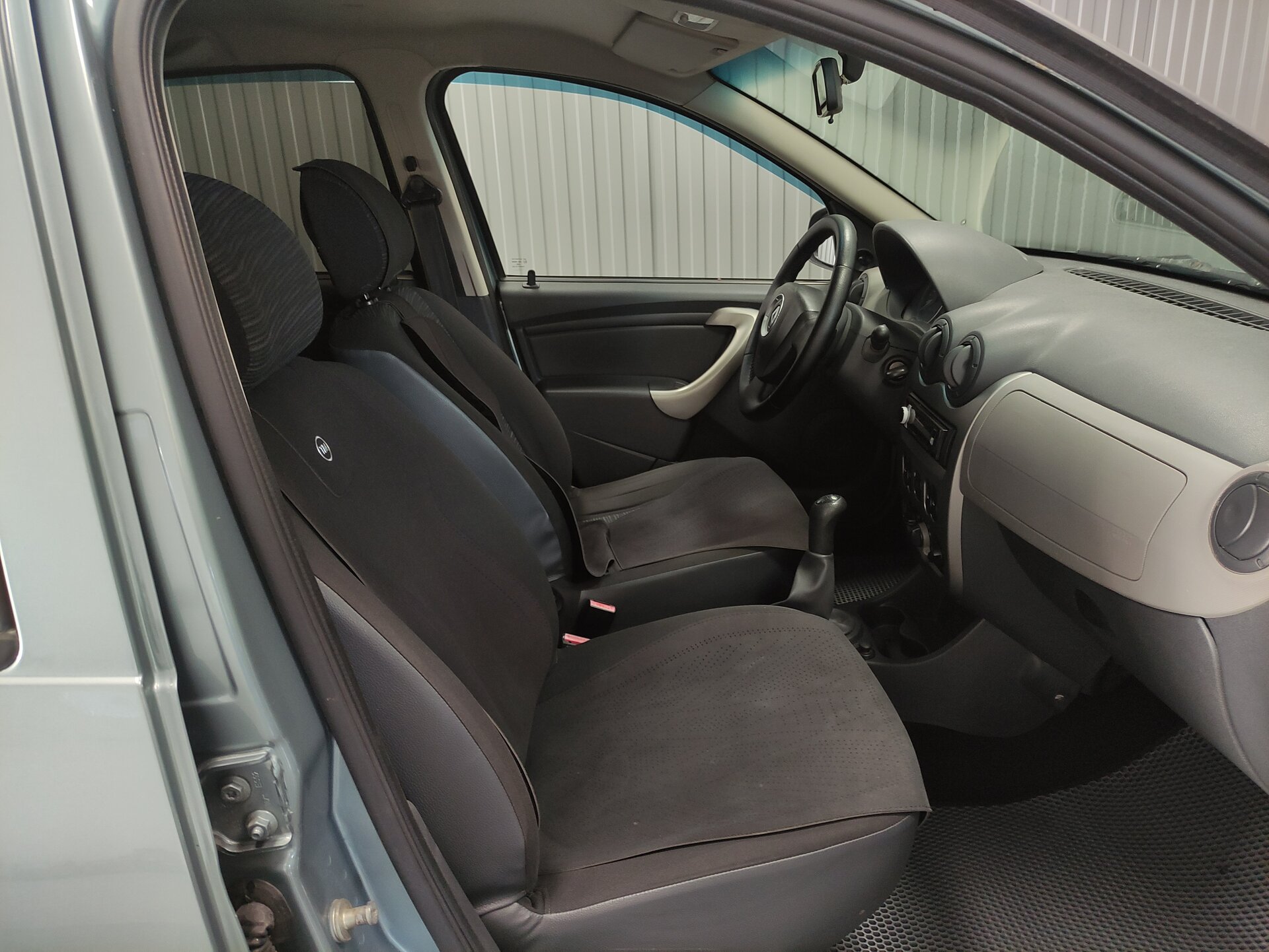 Renault Sandero, I 2011