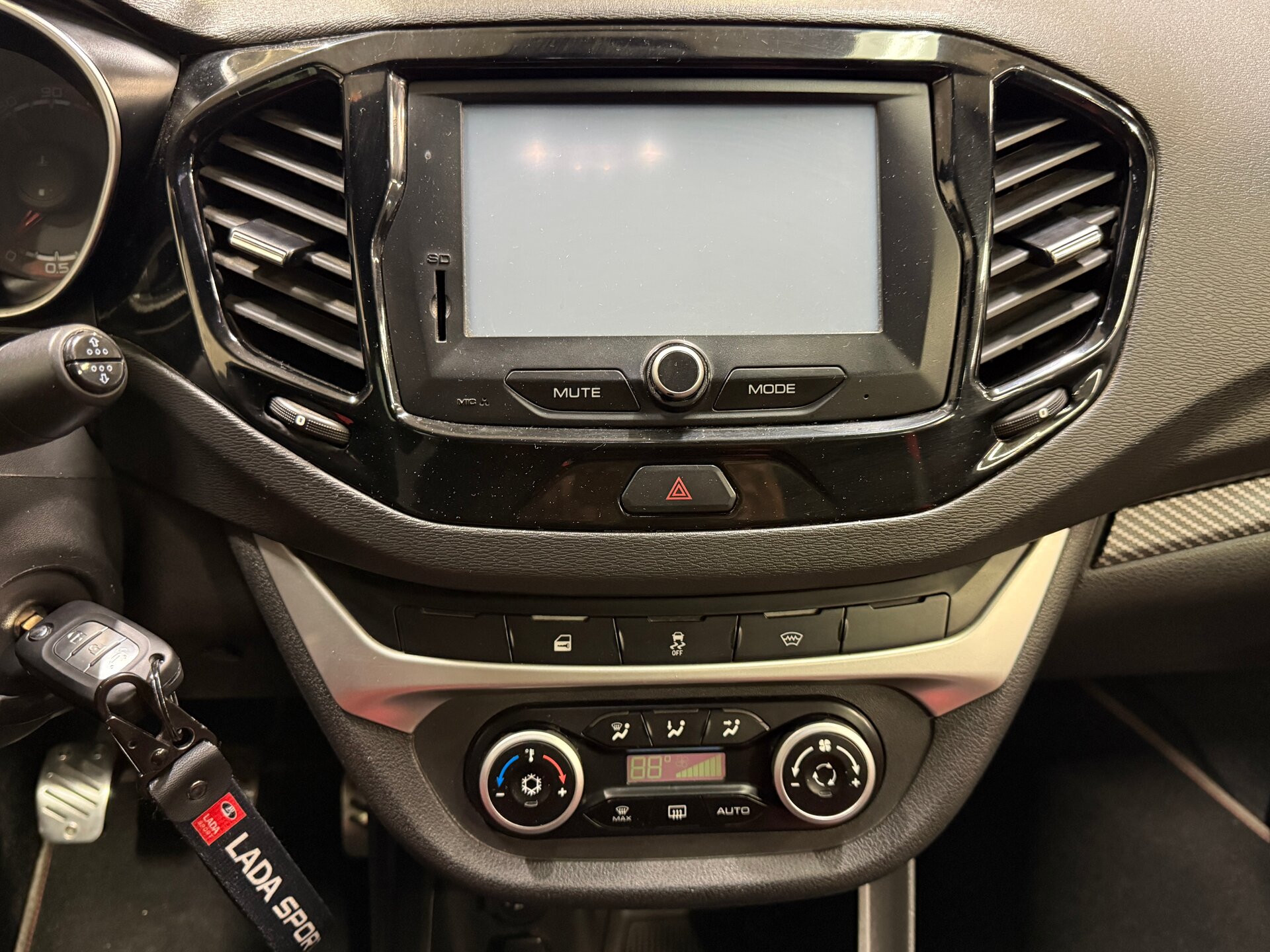 Lada (ВАЗ) Vesta, I 2019