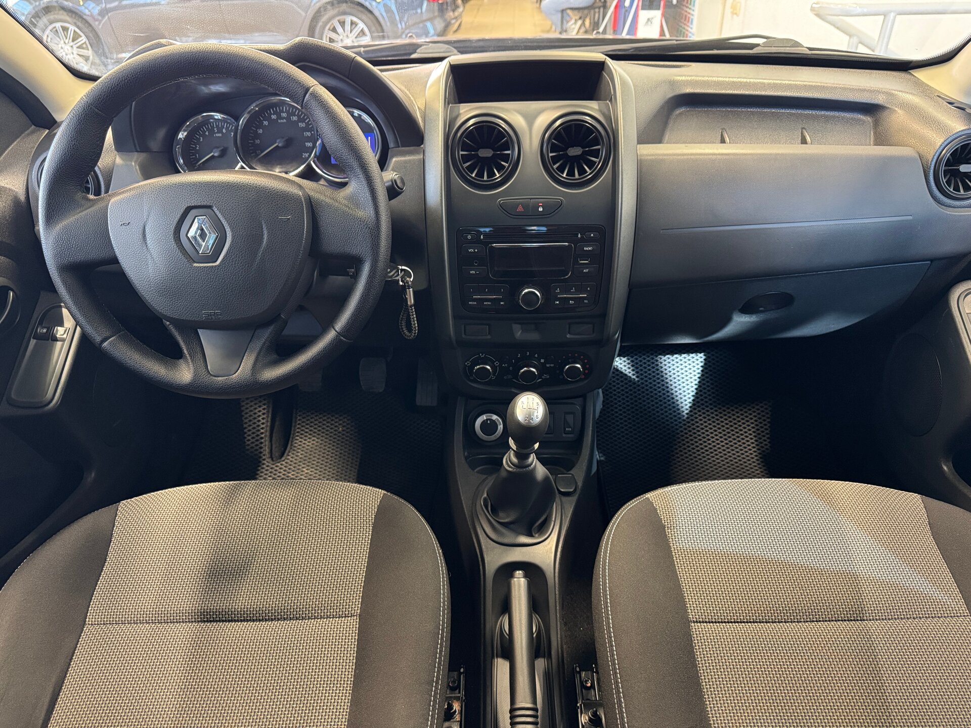 Renault Duster, I Рестайлинг 2015