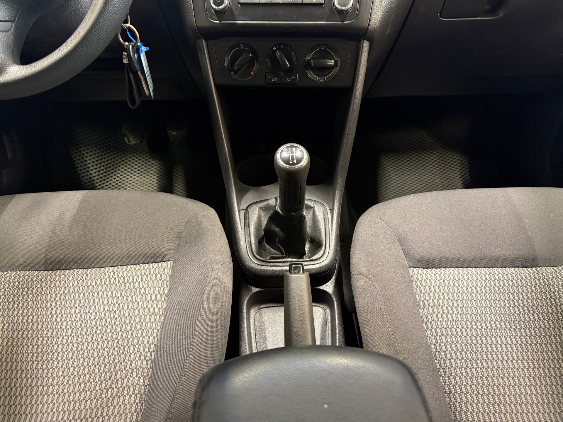 Volkswagen Polo, V 2012