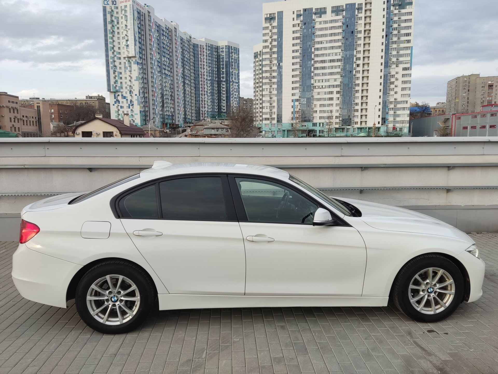 BMW 3 серии, VI (F3x) 2013