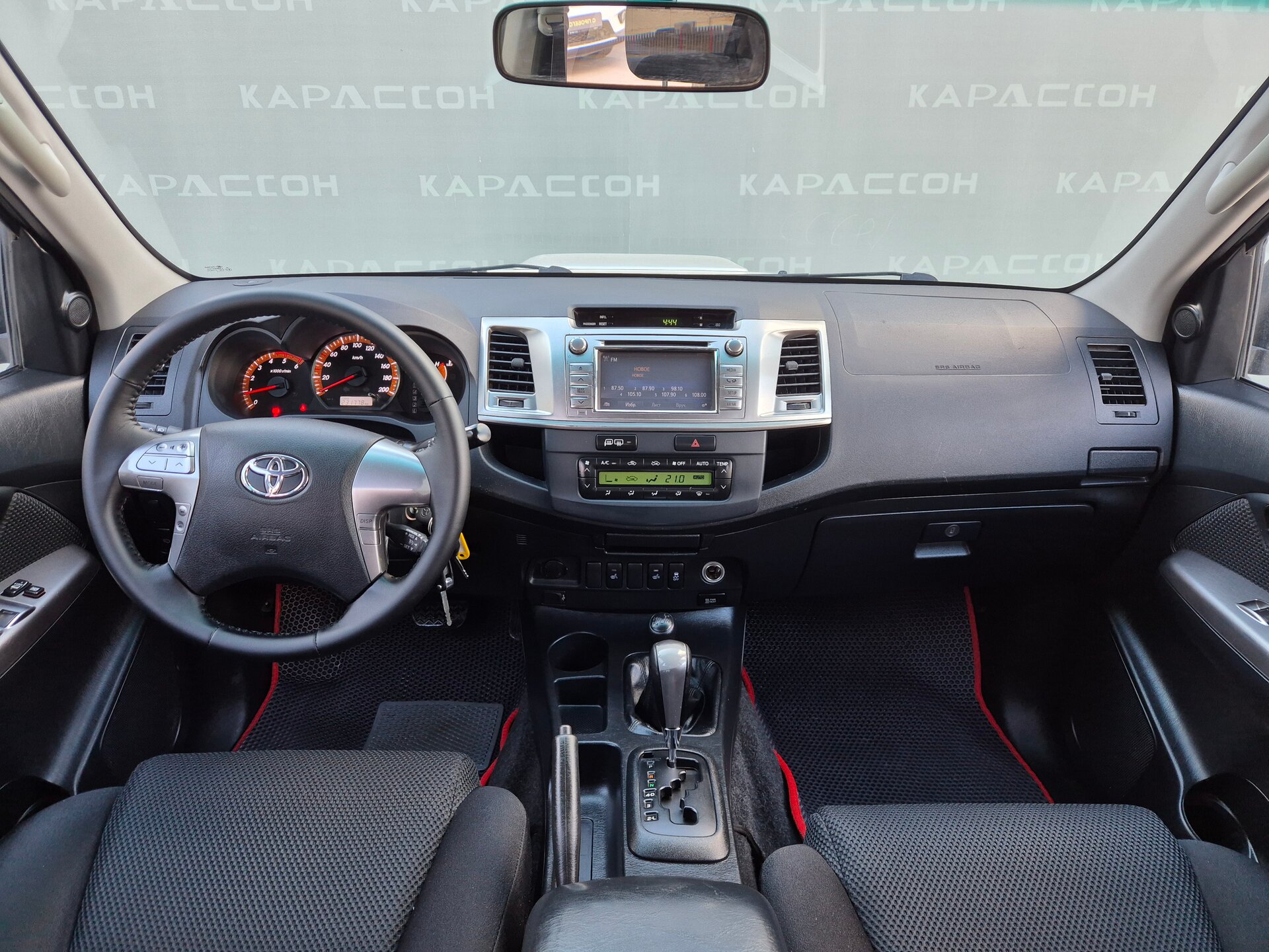Toyota Hilux, VII Рестайлинг 2014 Toyota Hilux, VII Рестайлинг 2014