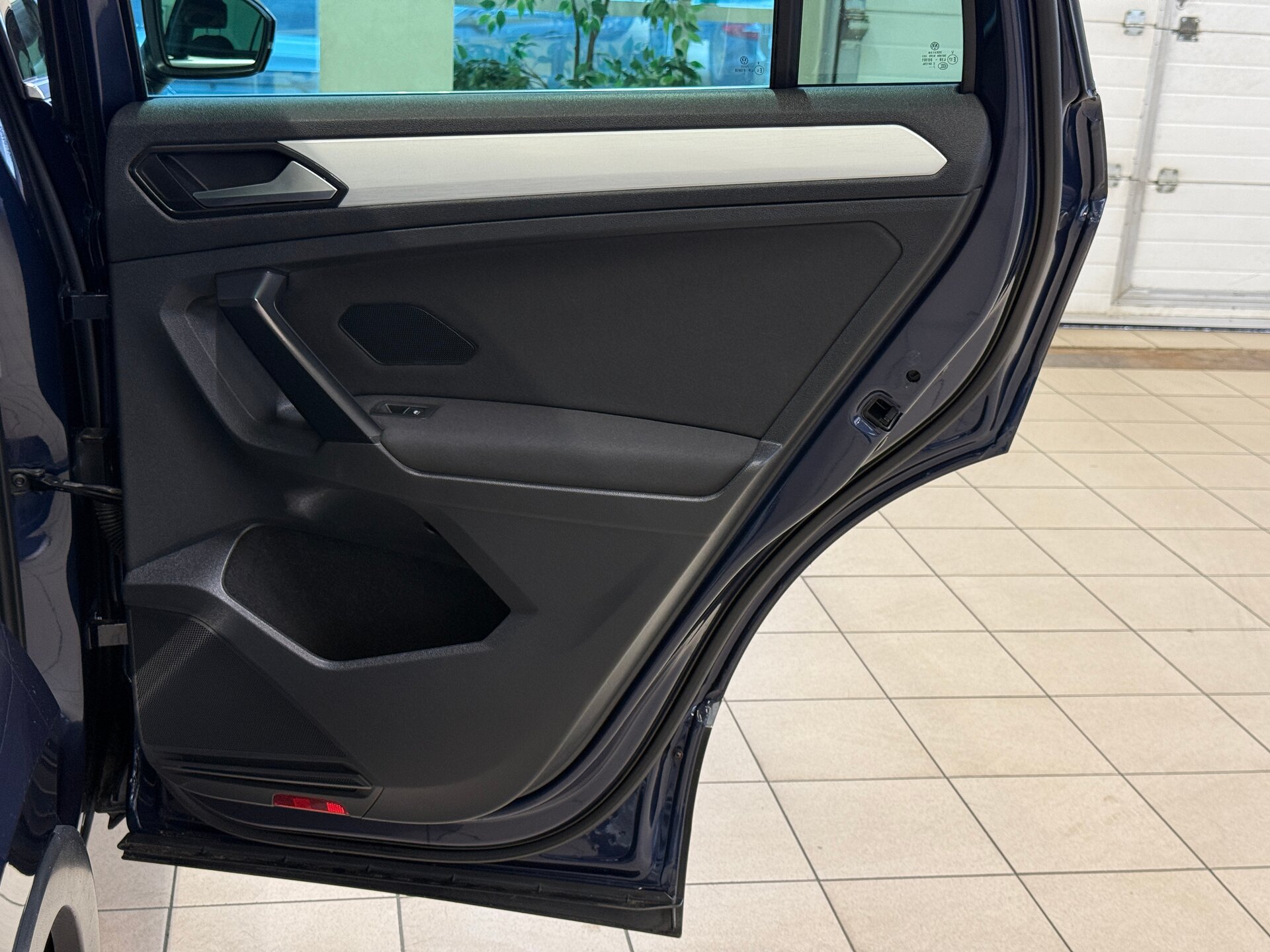 Volkswagen Tiguan, II 2017