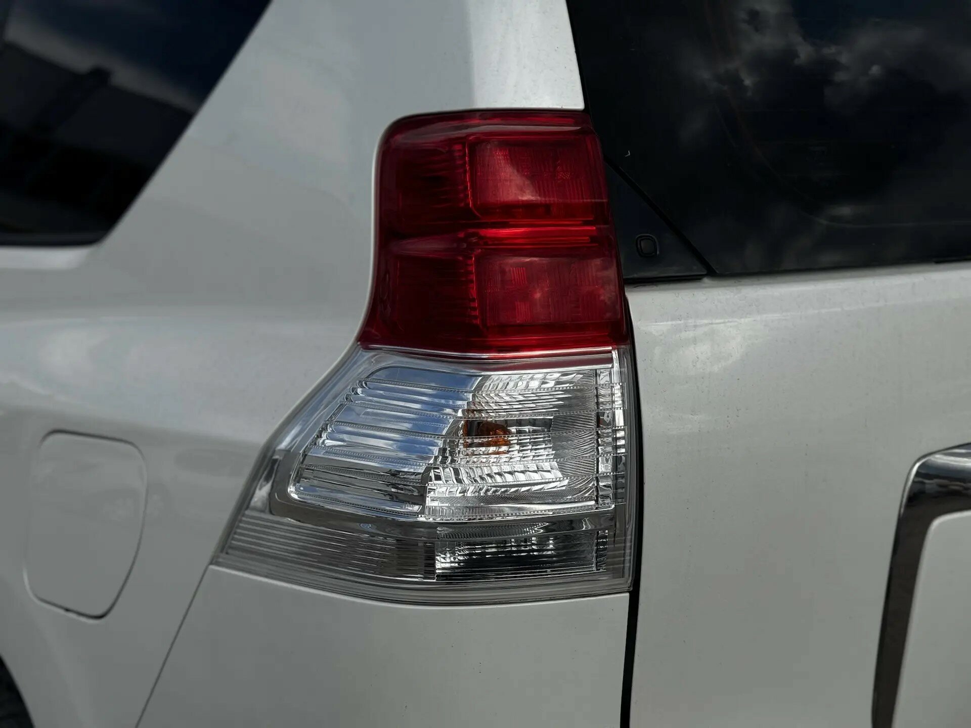Toyota Land Cruiser Prado, 150 Series 2011