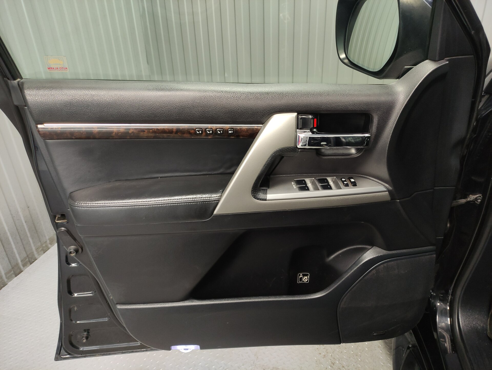 Toyota Land Cruiser, 200 Series Рестайлинг 1 2014