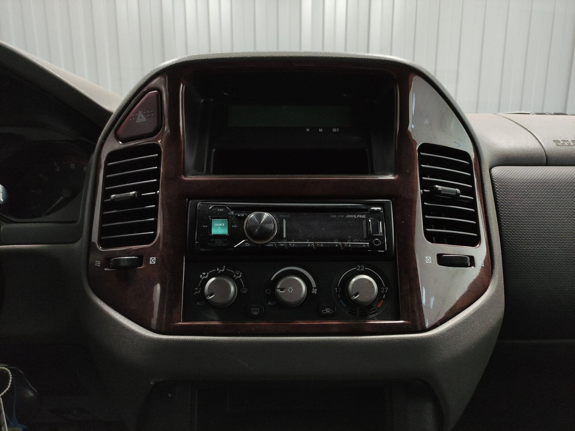Mitsubishi Pajero, III Рестайлинг 2003