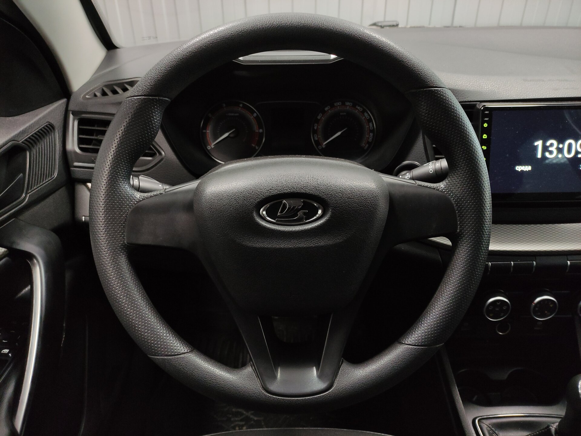 Lada (ВАЗ) Vesta, I Рестайлинг (NG) 2024 Lada (ВАЗ) Vesta, I Рестайлинг (NG) 2024