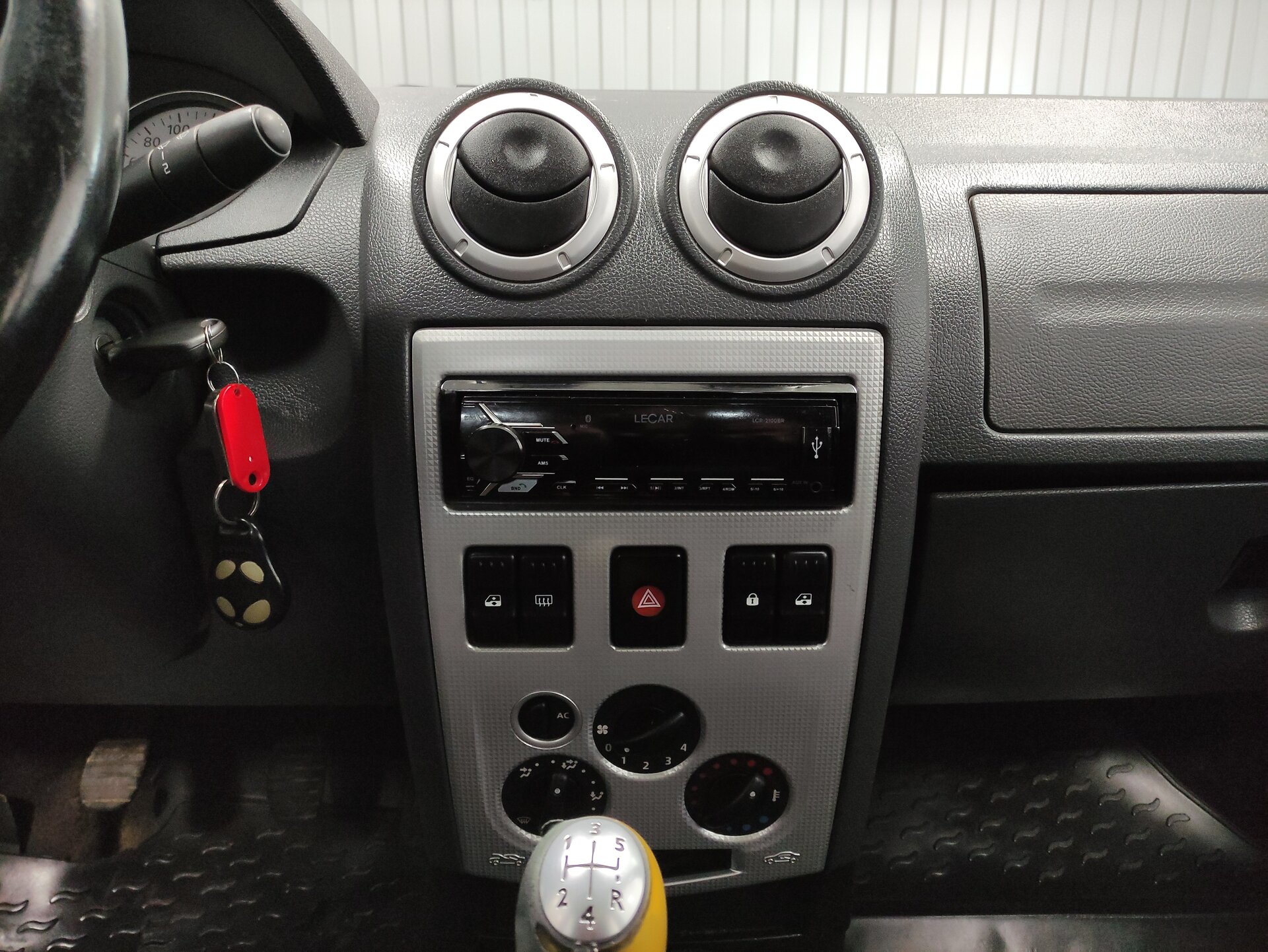 Renault Logan, I 2009 Renault Logan, I 2009