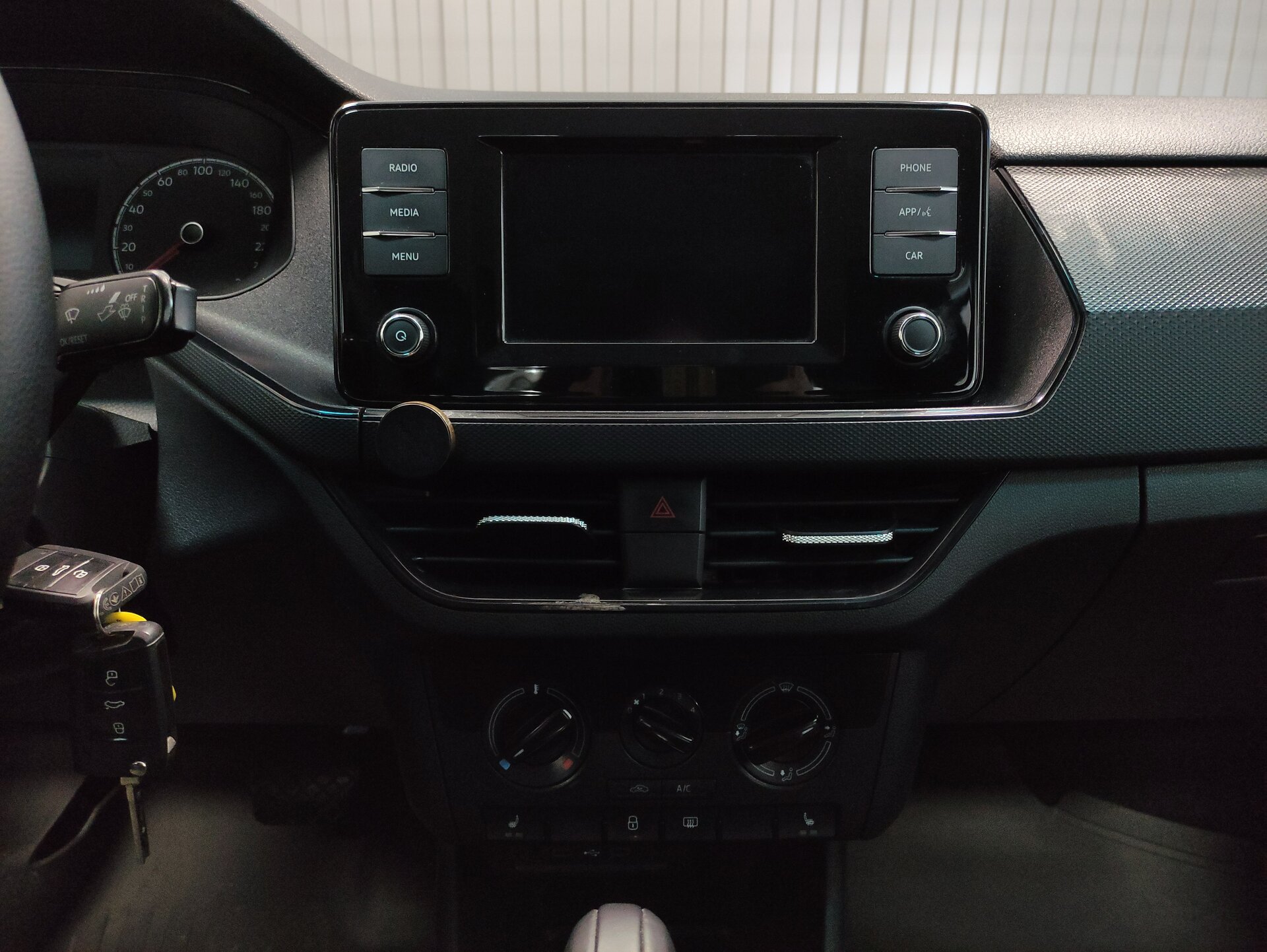 Volkswagen Polo, VI 2021