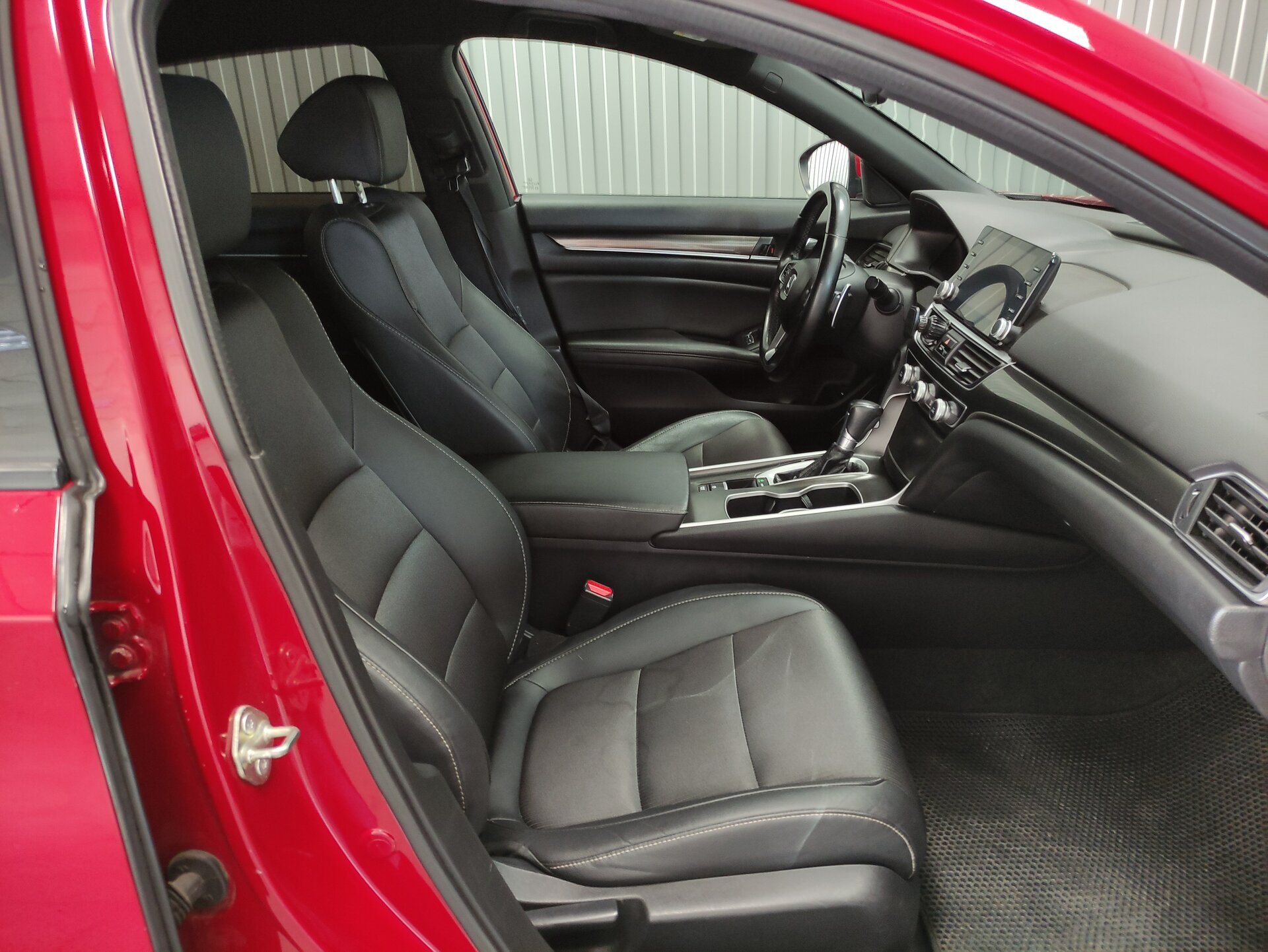 Honda Accord, X 2019