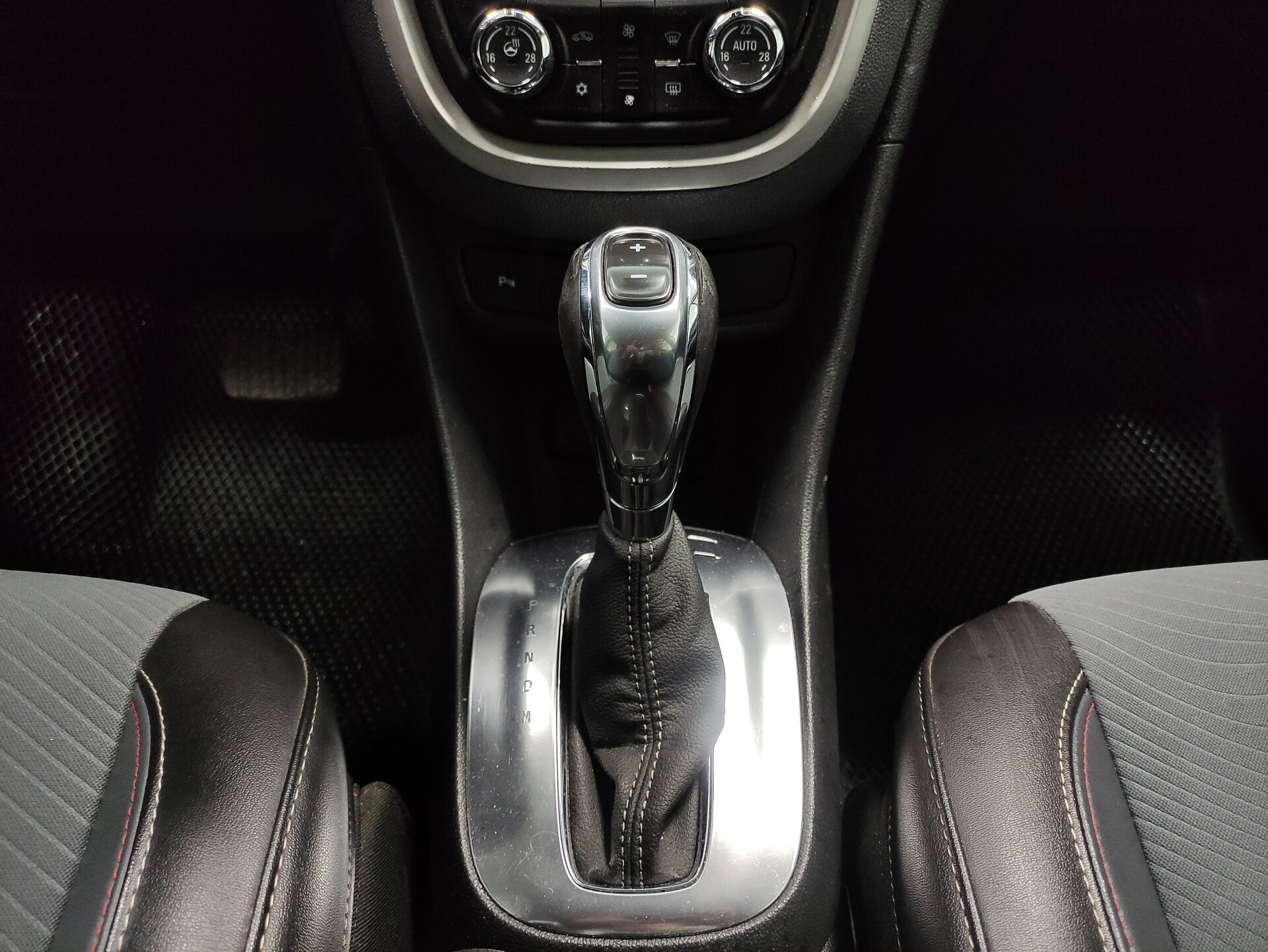 Opel Mokka, I 2013