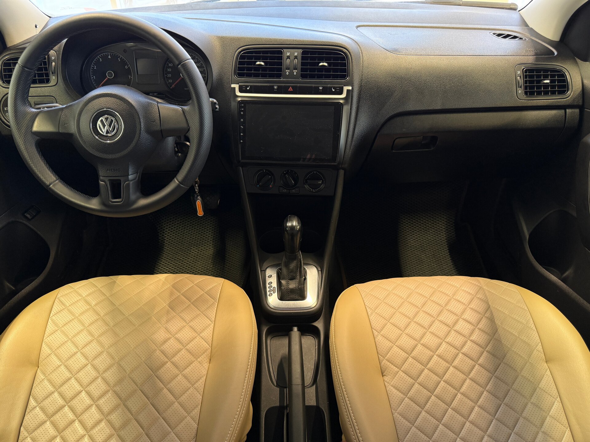 Volkswagen Polo, V 2013 Volkswagen Polo, V 2013