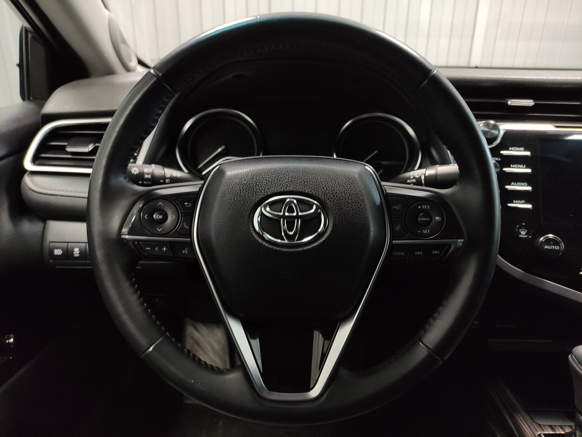 Toyota Camry, VIII (XV70) 2019