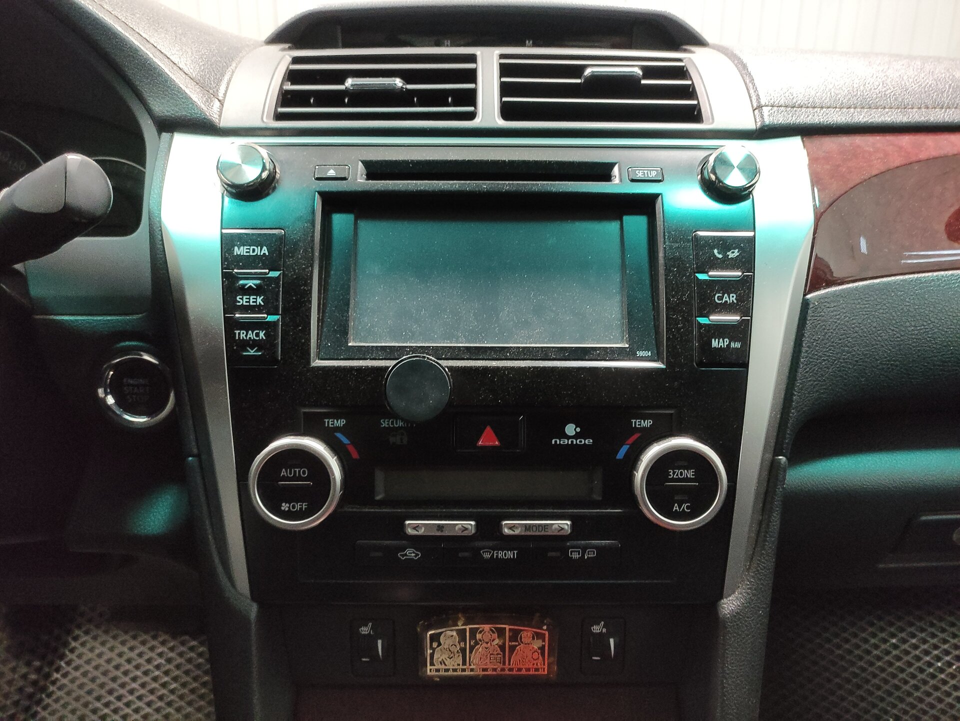 Toyota Camry, VII (XV50) 2011 Toyota Camry, VII (XV50) 2011