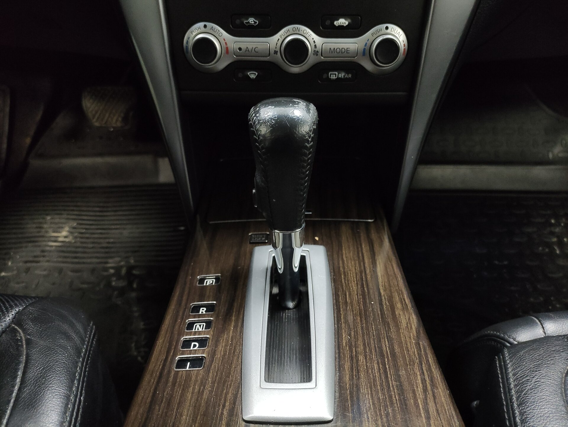 Nissan Teana, II (J32) Рестайлинг 2011