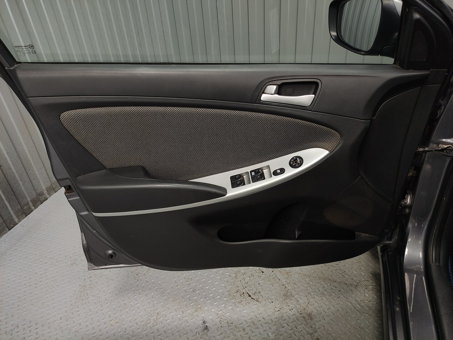 Hyundai Solaris, I 2012
