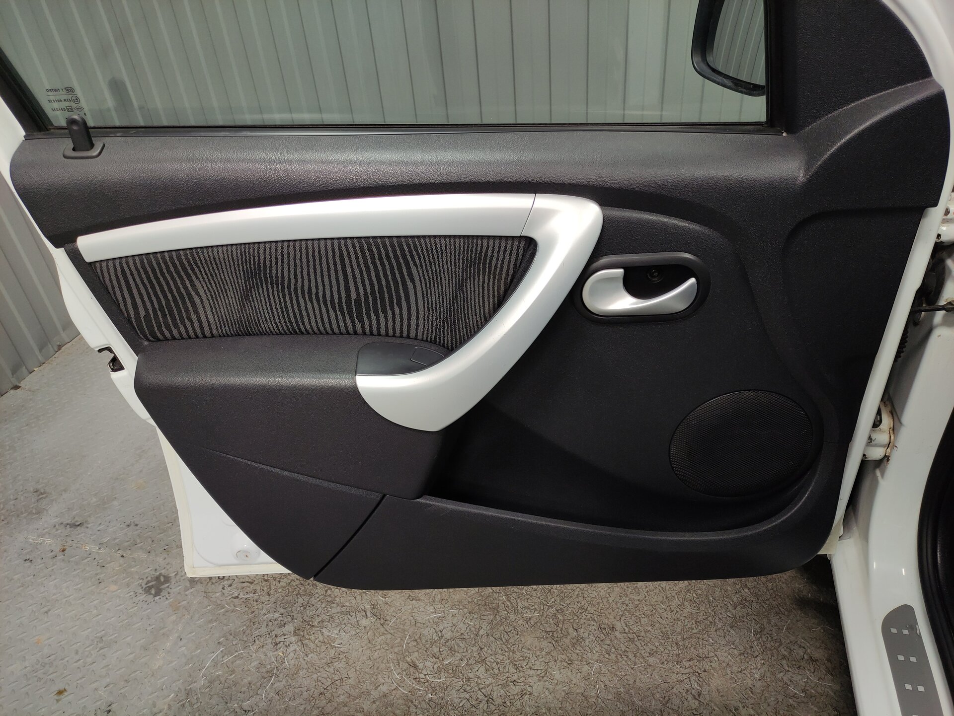 Renault Logan, I Рестайлинг 2013