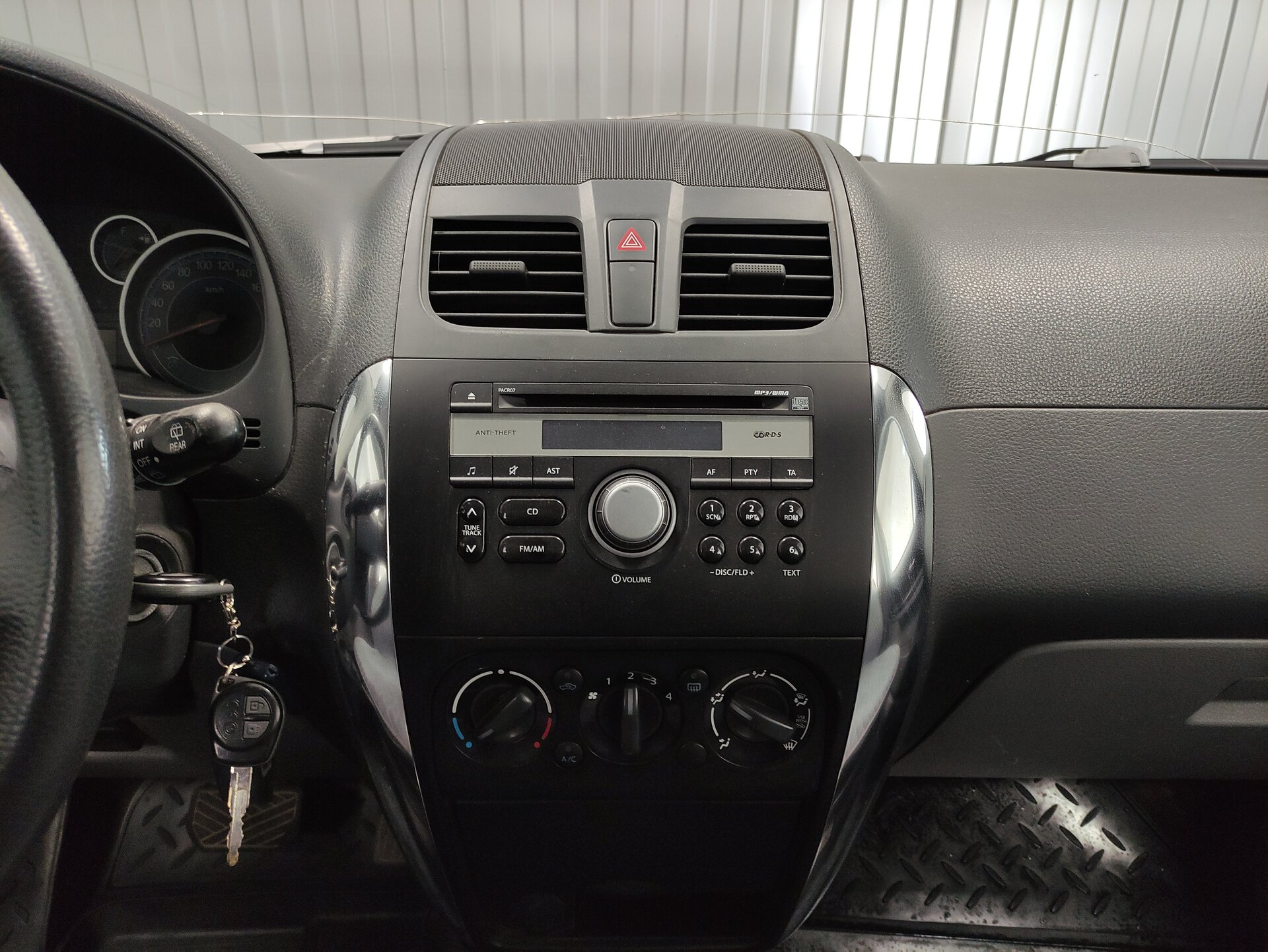 Suzuki SX4, I (Classic) Рестайлинг 2013 Suzuki SX4, I (Classic) Рестайлинг 2013