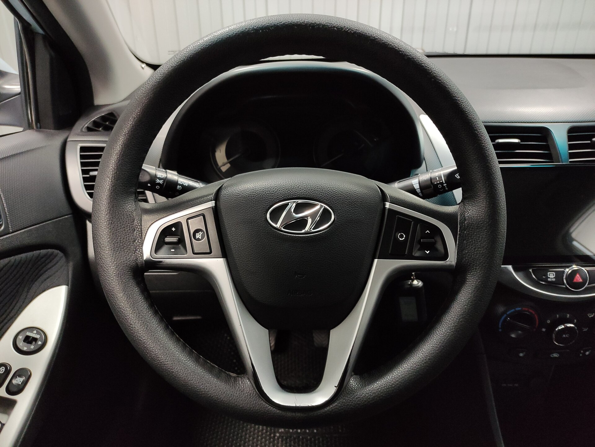 Hyundai Solaris, I 2011 Hyundai Solaris, I 2011