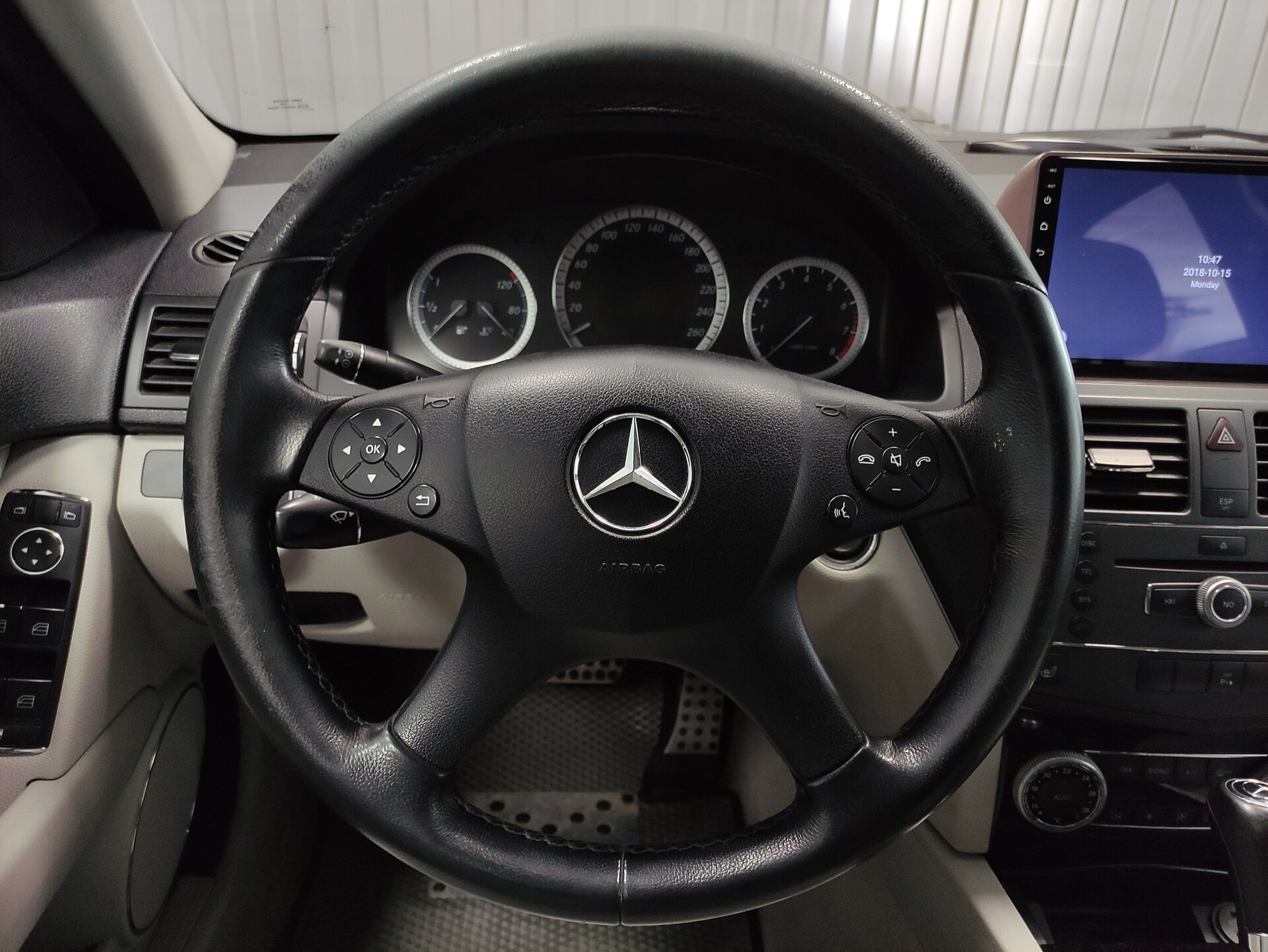 Mercedes-Benz C-Класс, III (W204) 2010 Mercedes-Benz C-Класс, III (W204) 2010