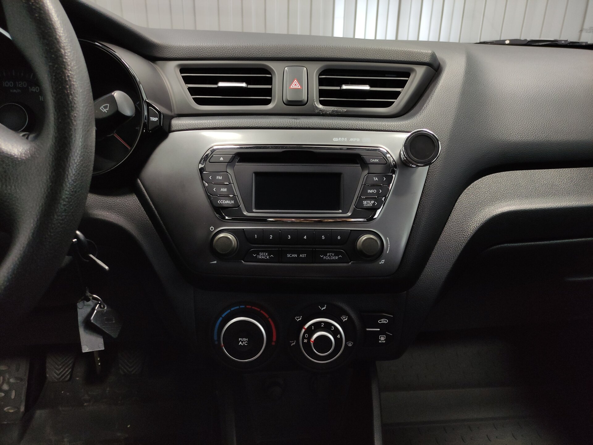 Kia Rio, III 2014 Kia Rio, III 2014