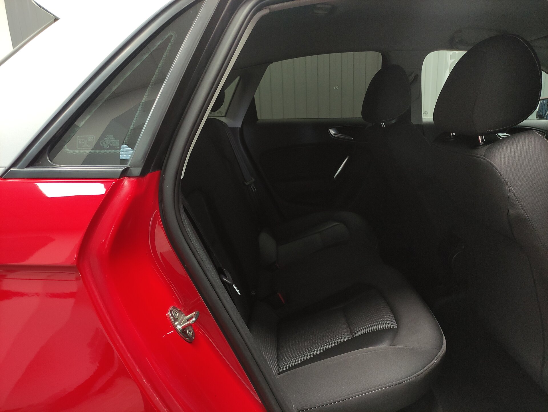 Audi A1, I (8X) 2013