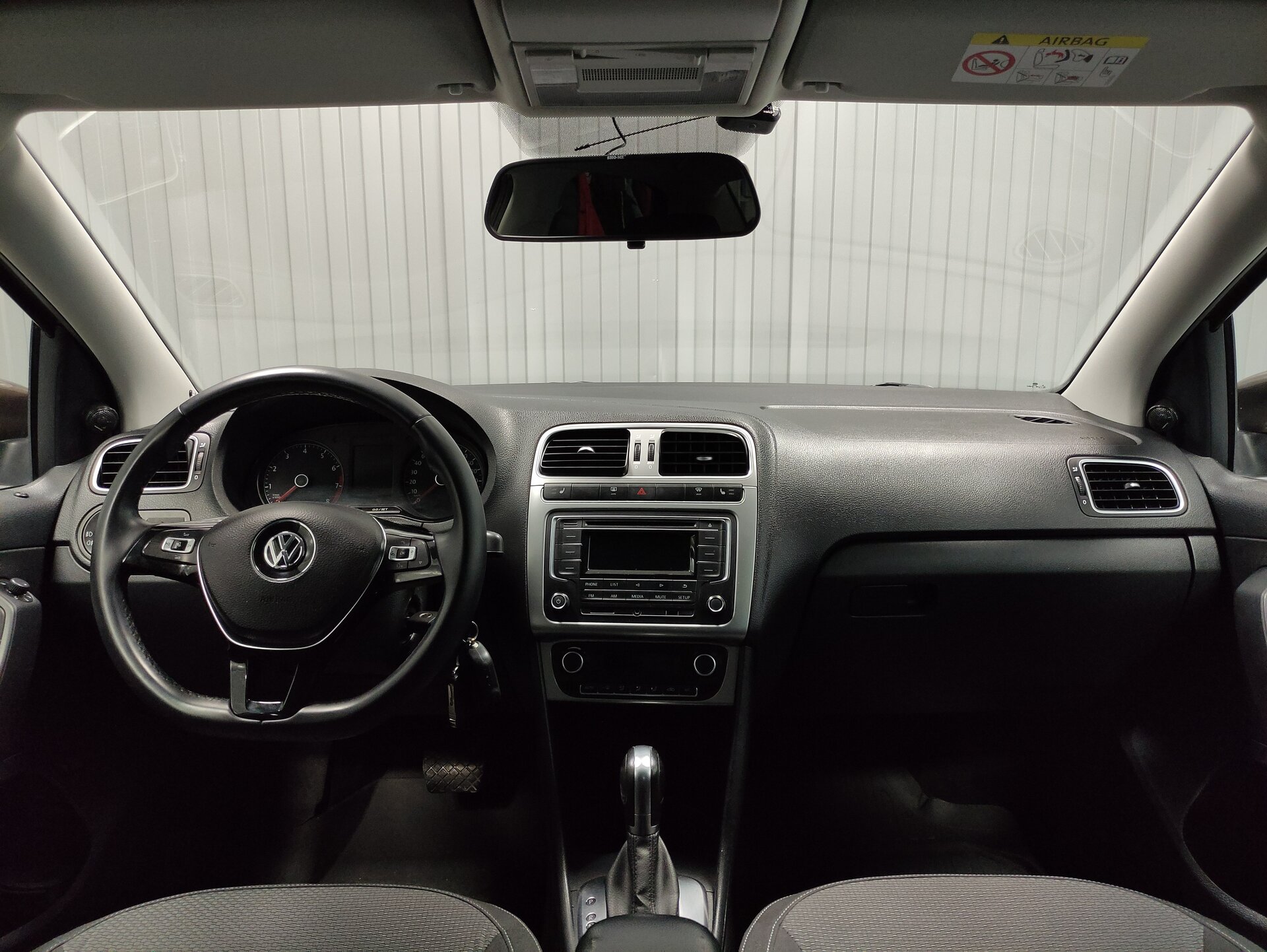 Volkswagen Polo, V Рестайлинг 2016